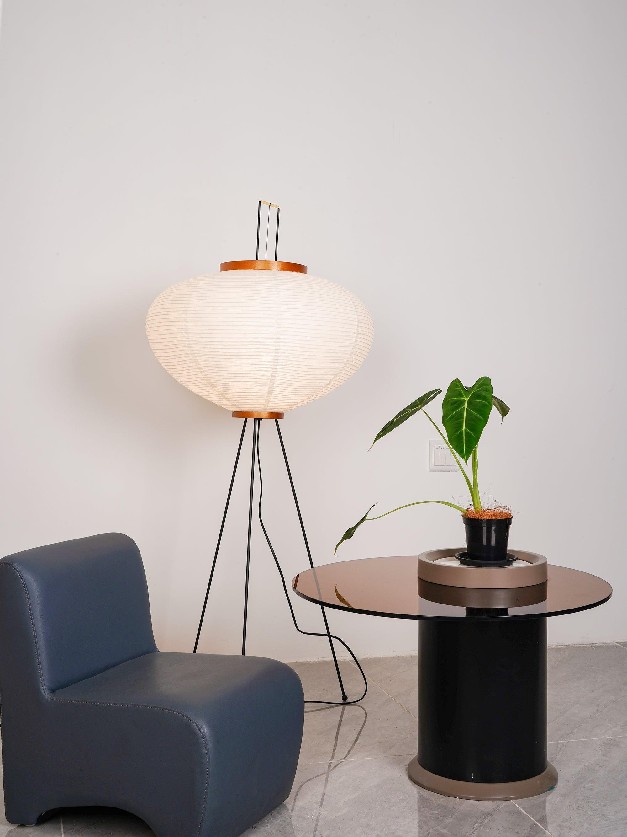 Nagare Mulberry Paper Floor Lamp