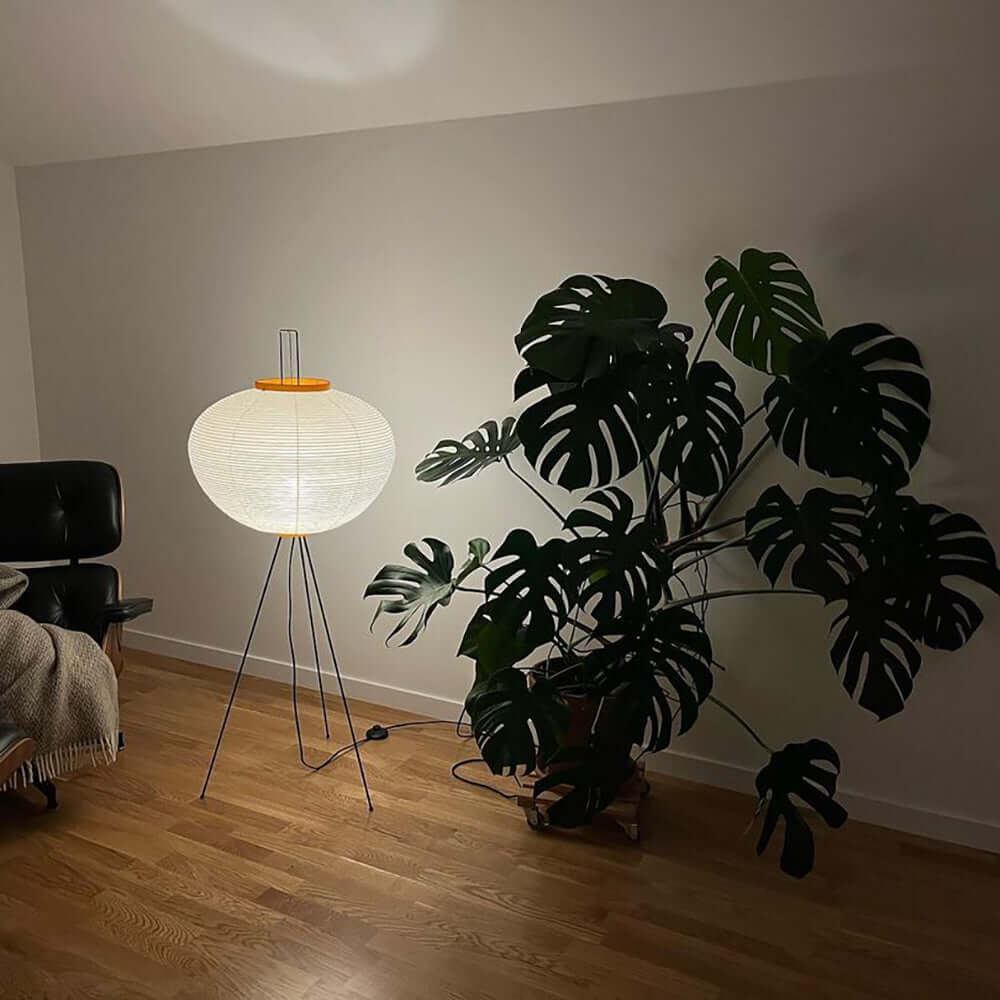 Nagare Mulberry Paper Floor Lamp