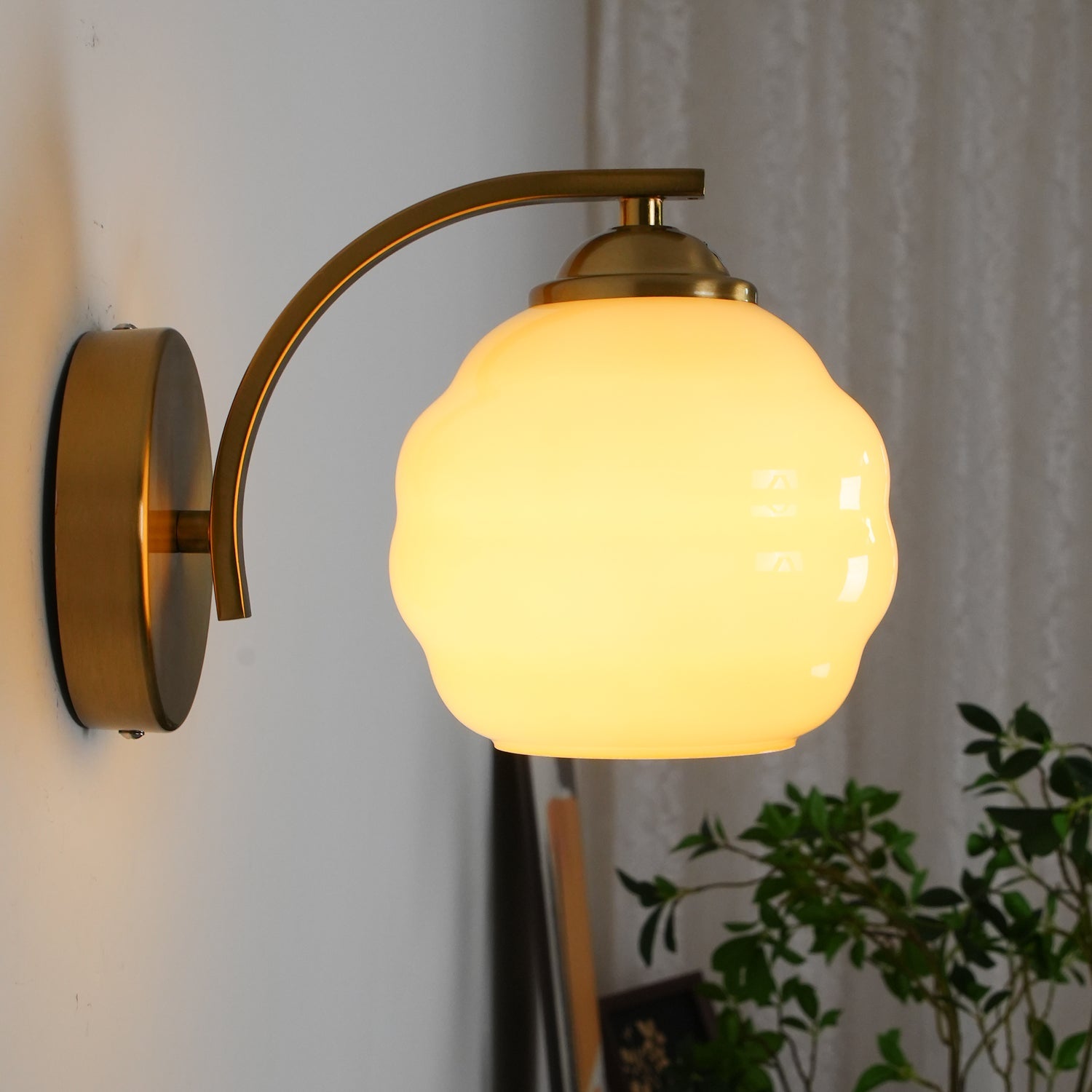 Gatsby Opal Globe Sconce