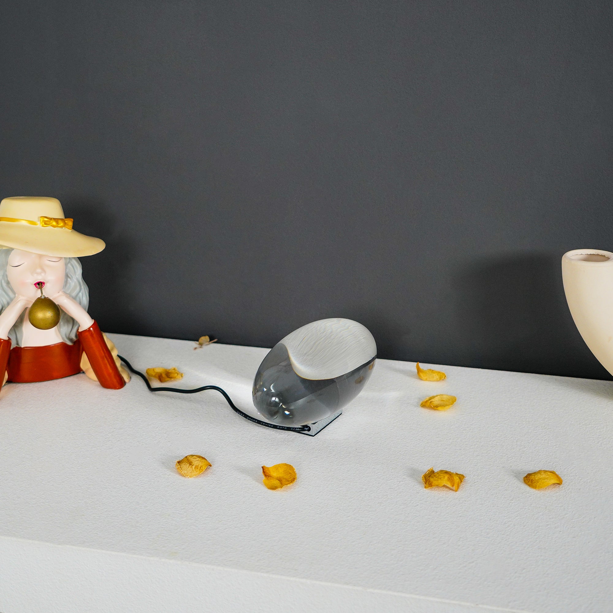 Pebble Crystal Accent Lamp