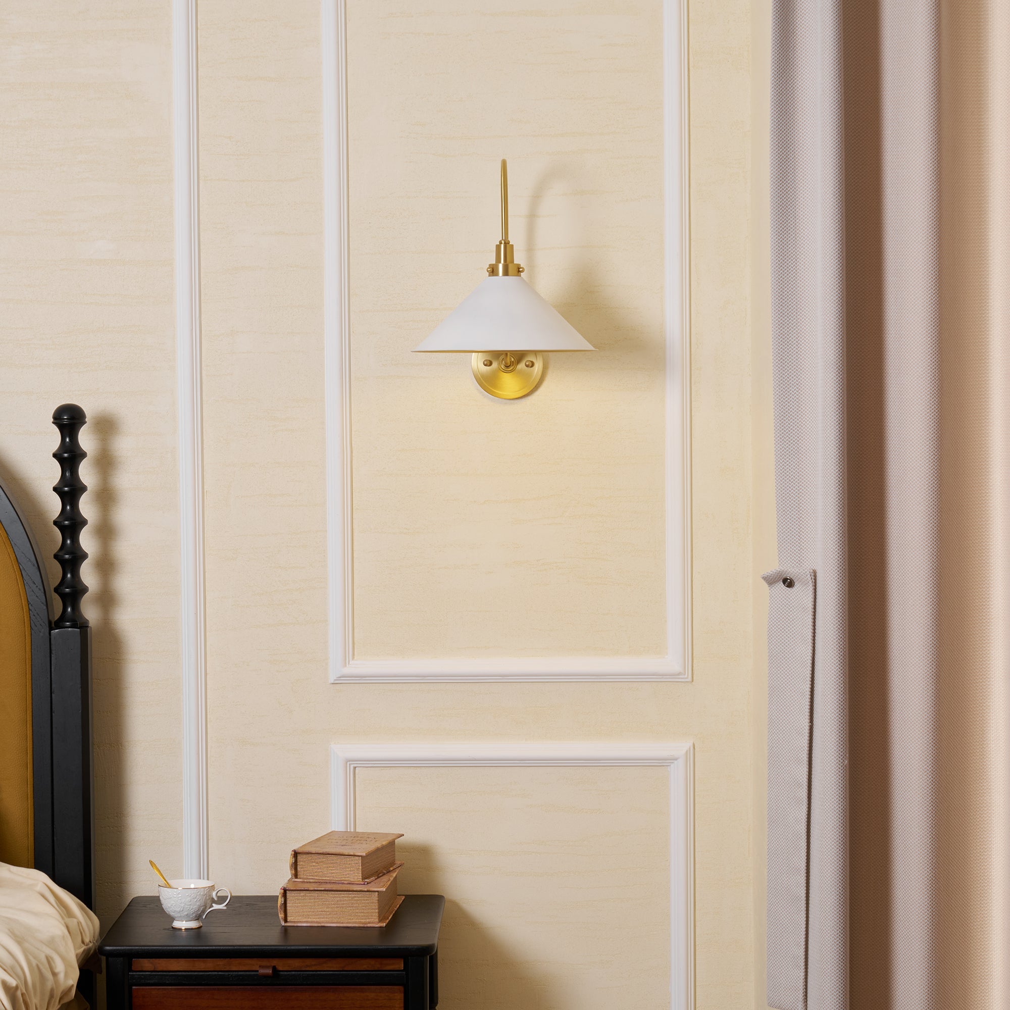 Gooseneck Heritage Sconce