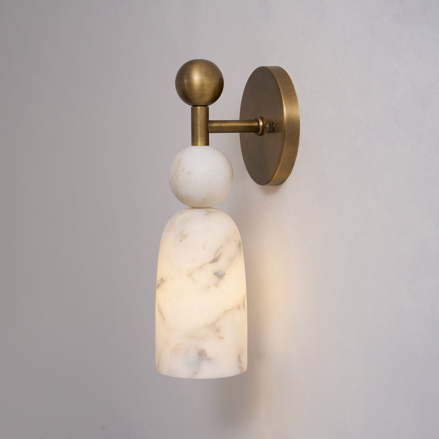 Cairn Alabaster & Brass Sconce