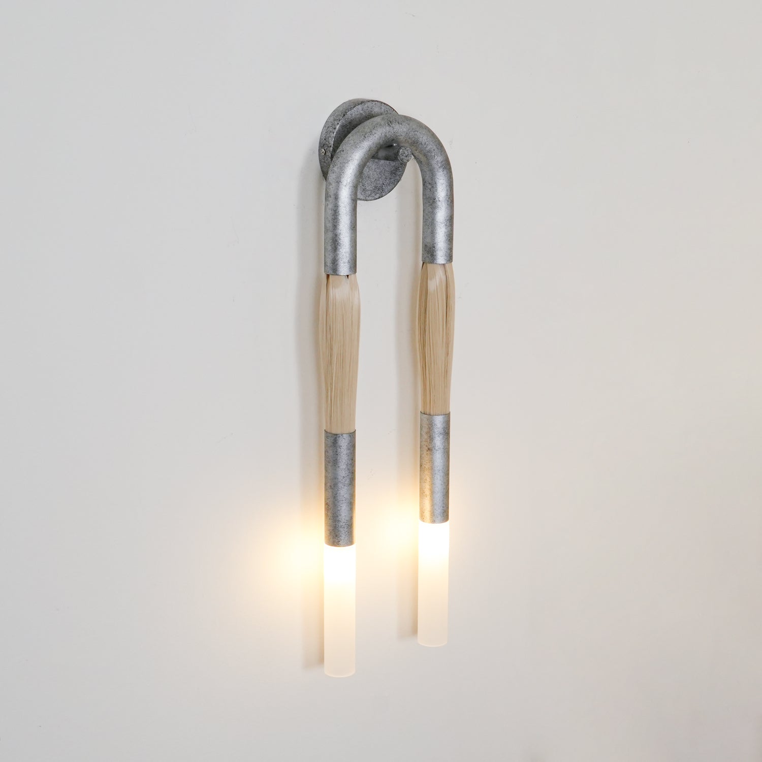 Comtesse Fringed Acrylic Sconce