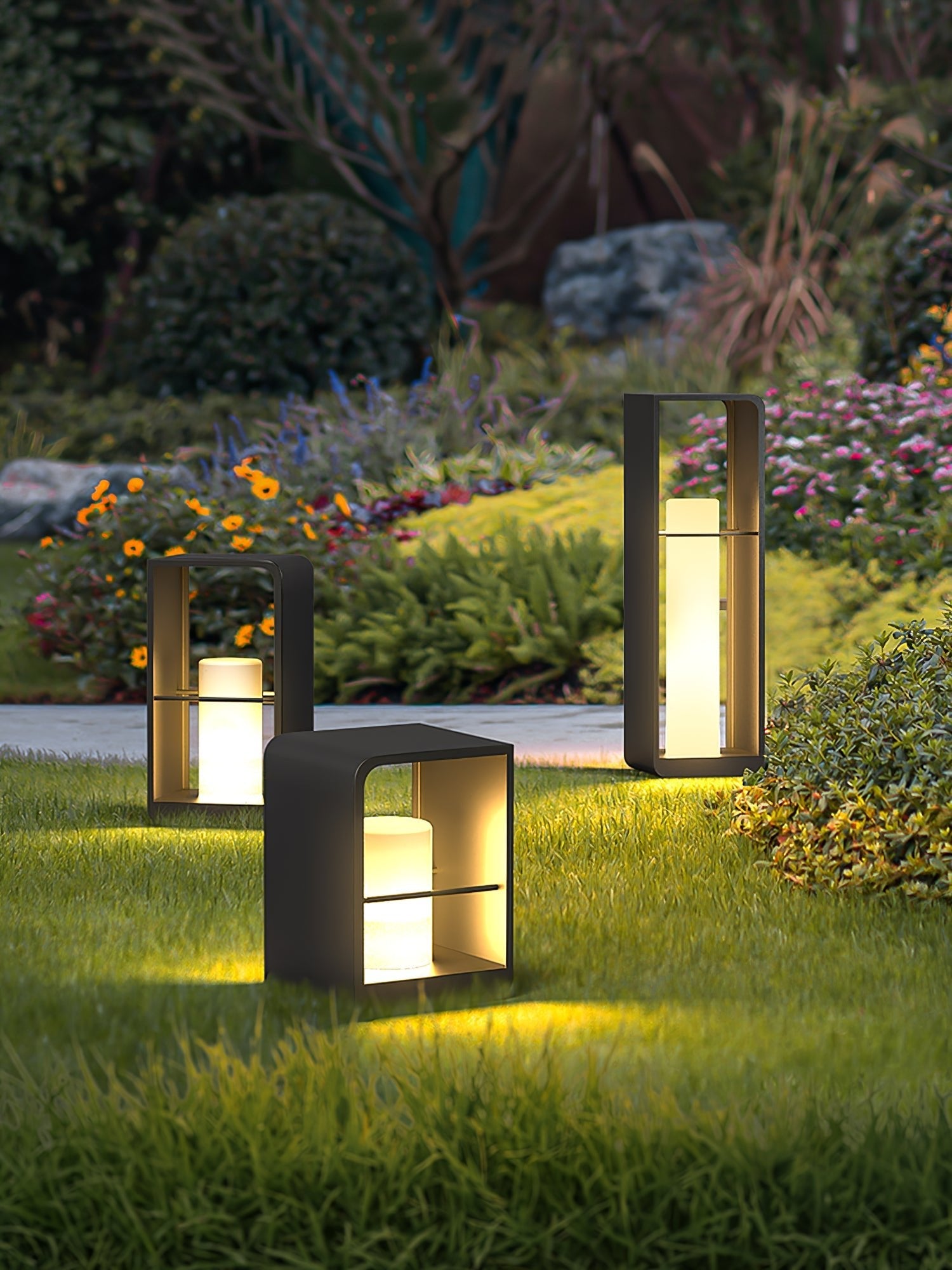 Solar Stem Path Lantern