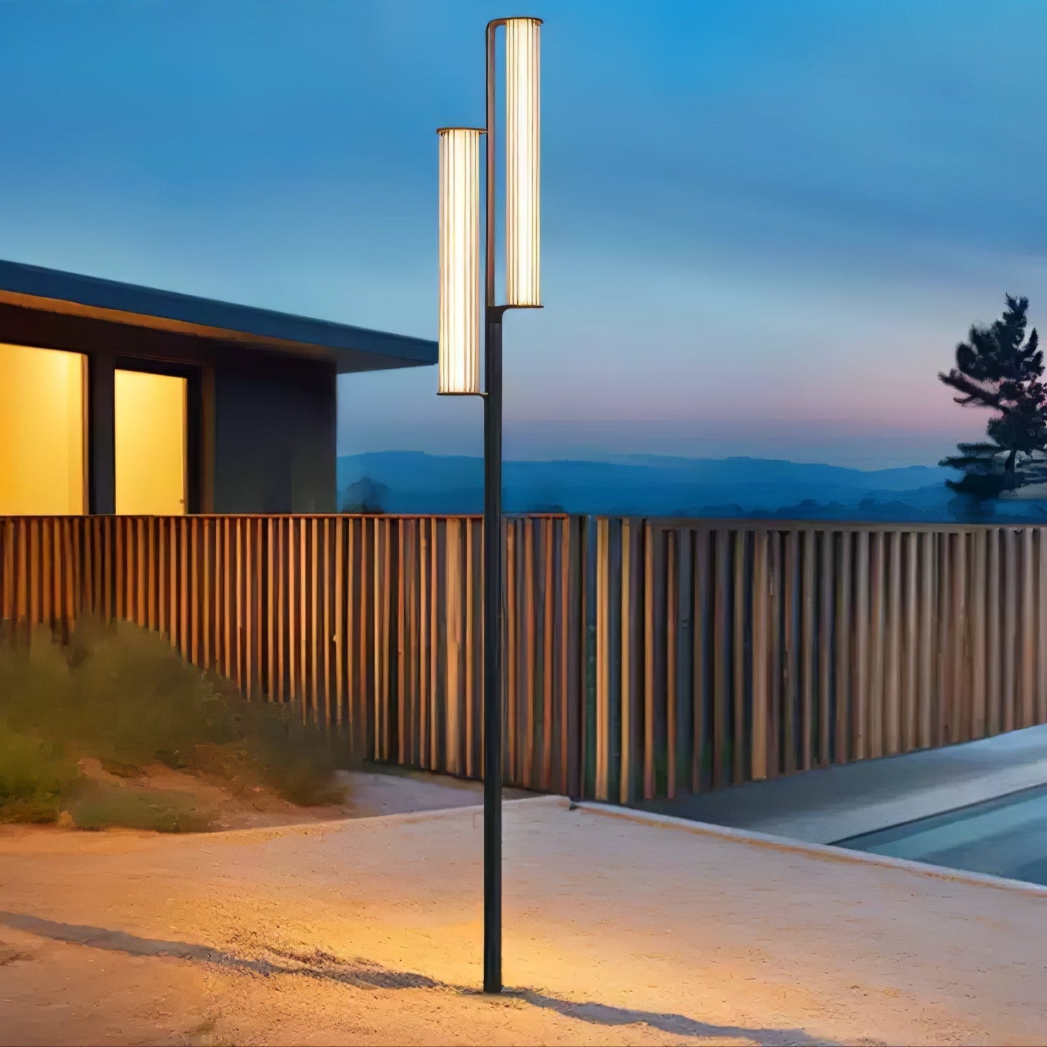 Lumina Post Lamp