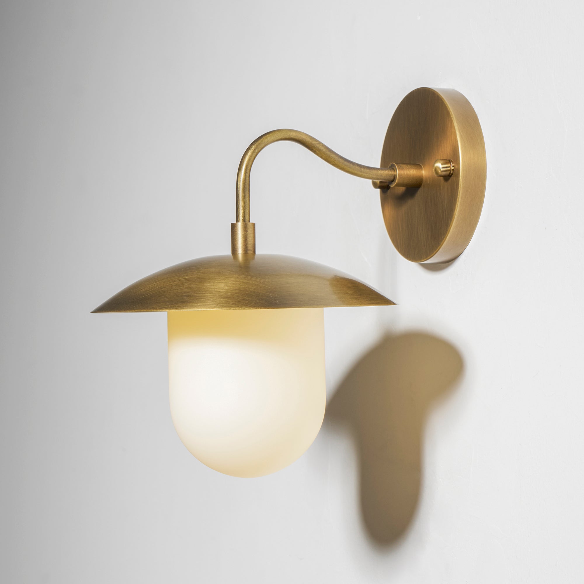 Coupe Opal Dish Sconce