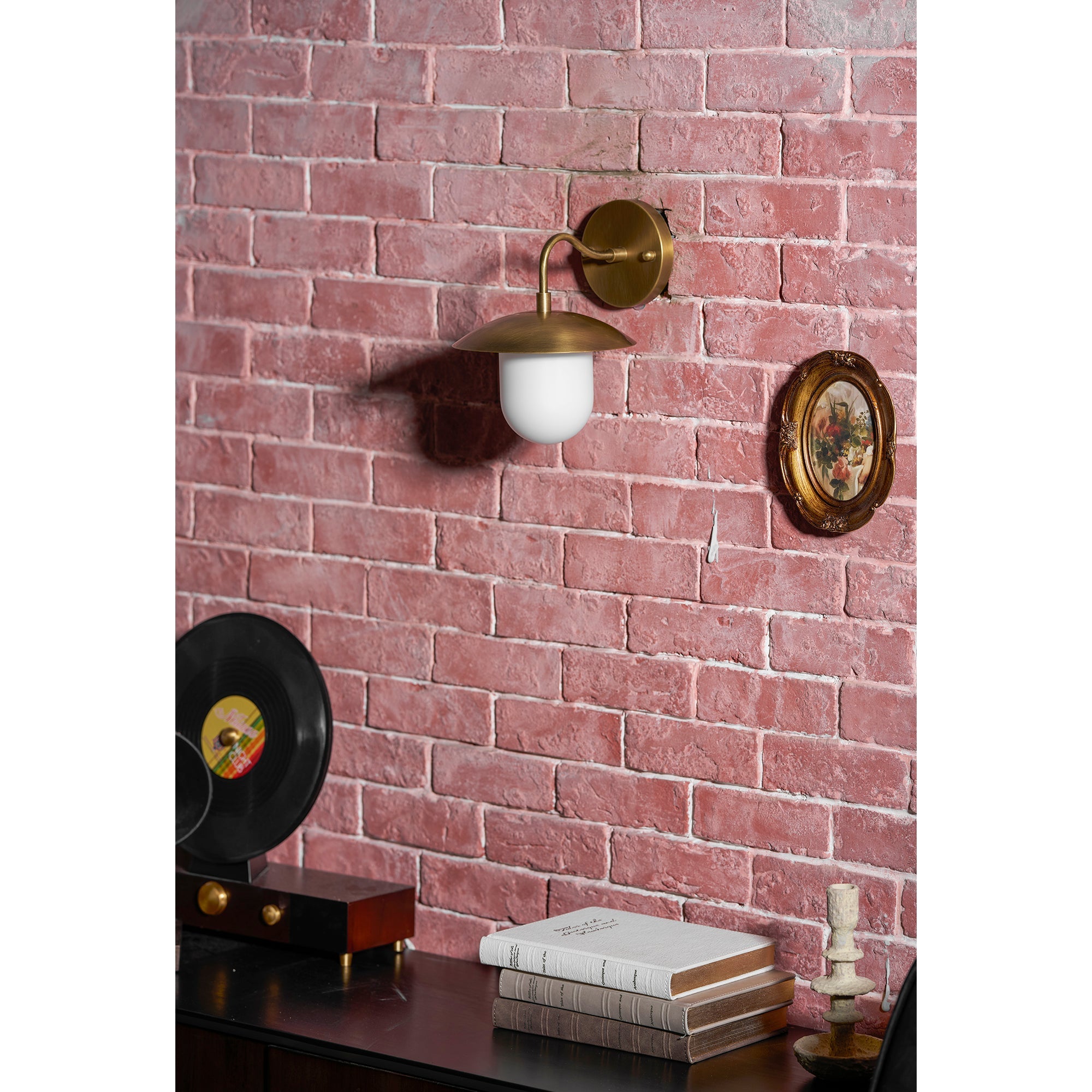 Coupe Opal Dish Sconce