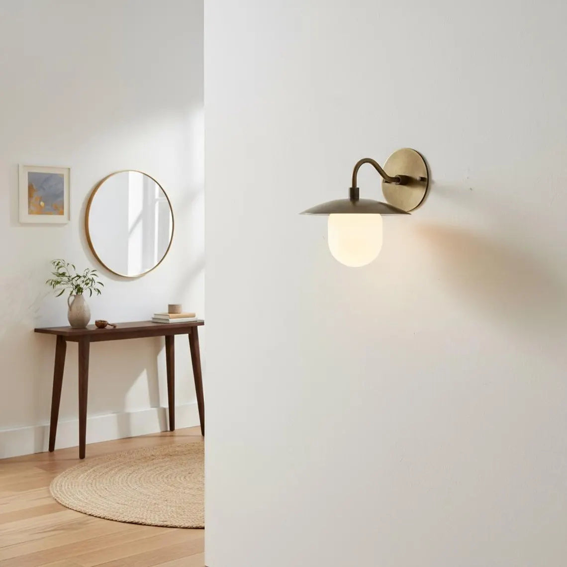 Coupe Opal Dish Sconce
