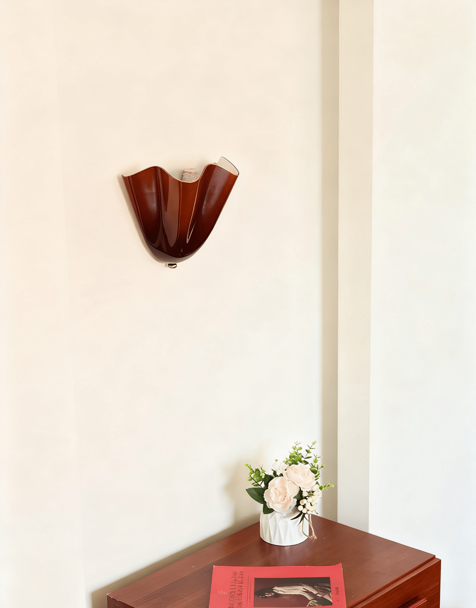 Petal Shell Wall Light
