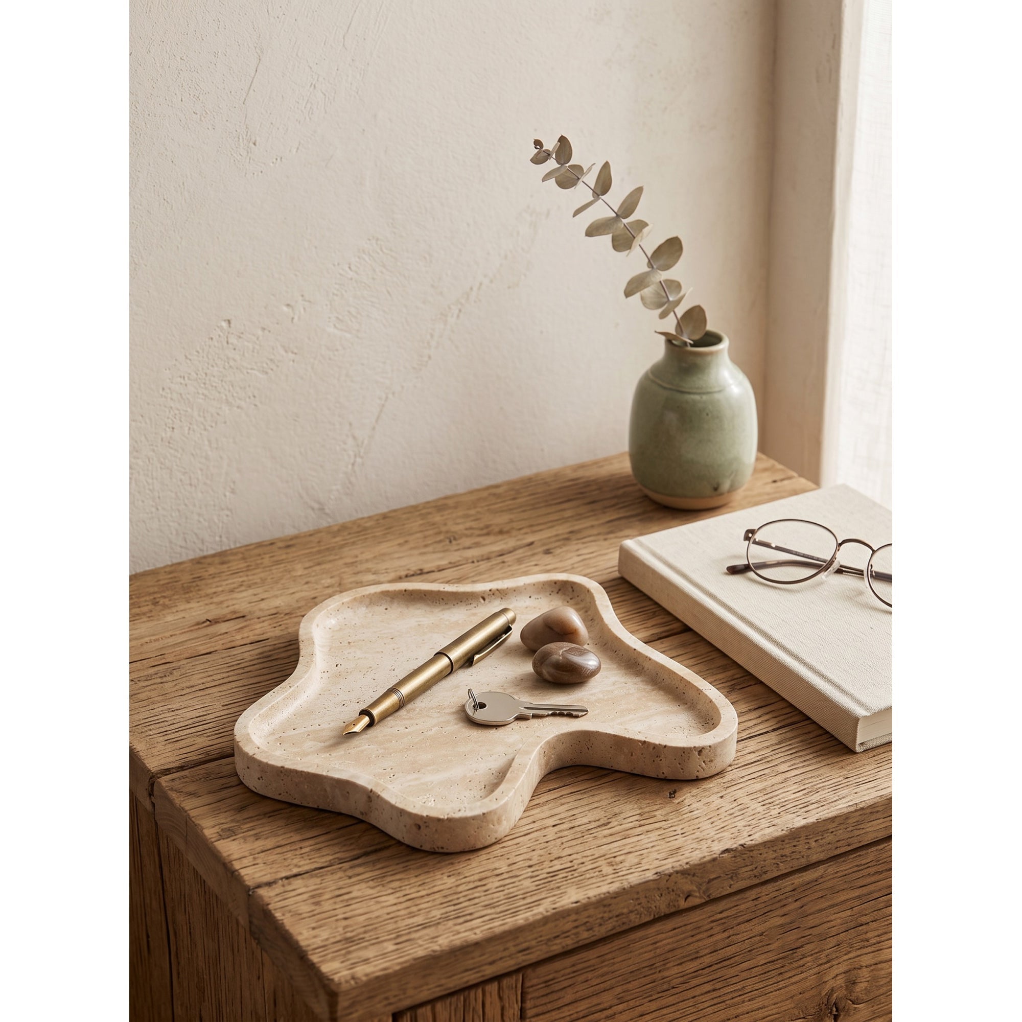 Wavy Edge Stone Catchall Tray