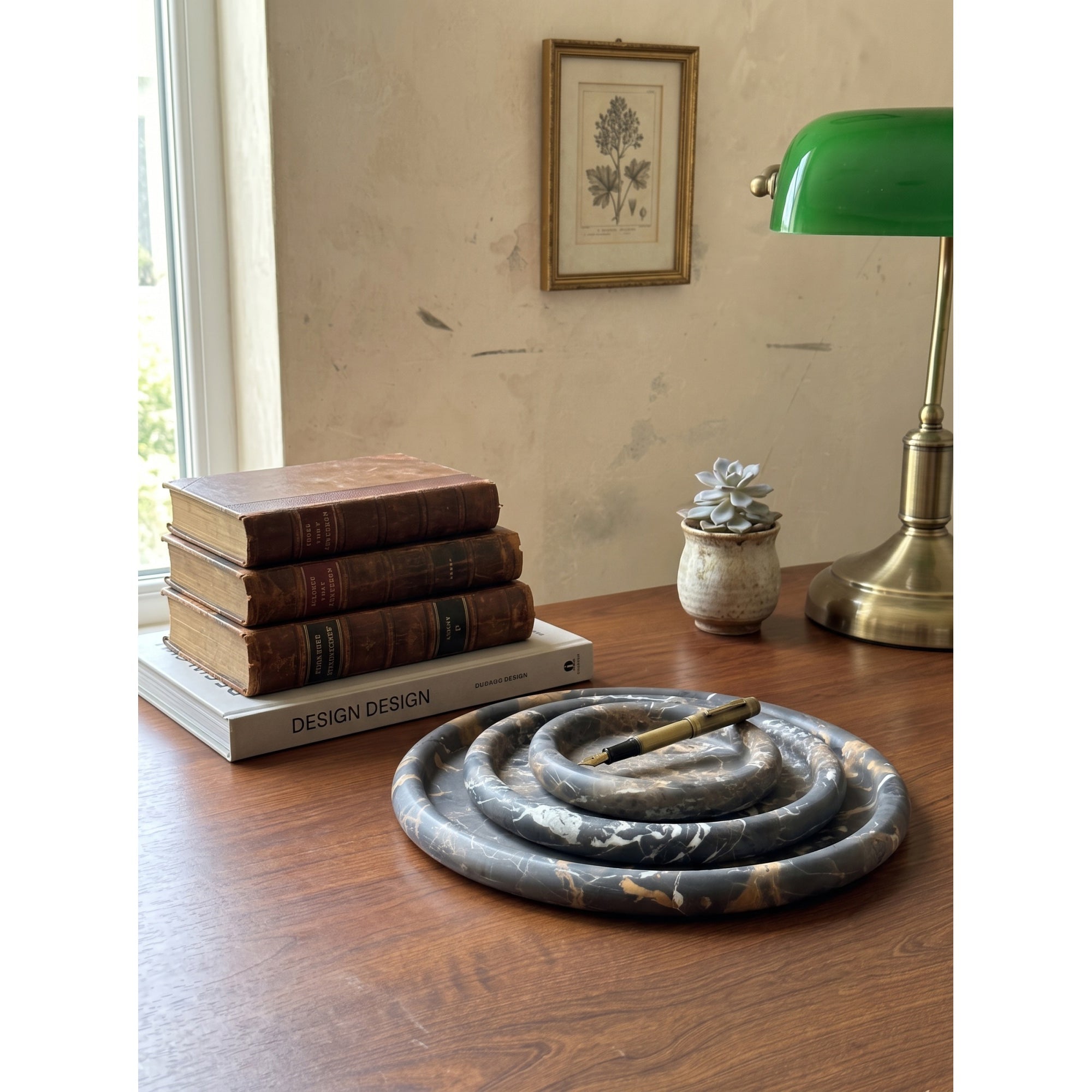 Round Stone Catchall Tray