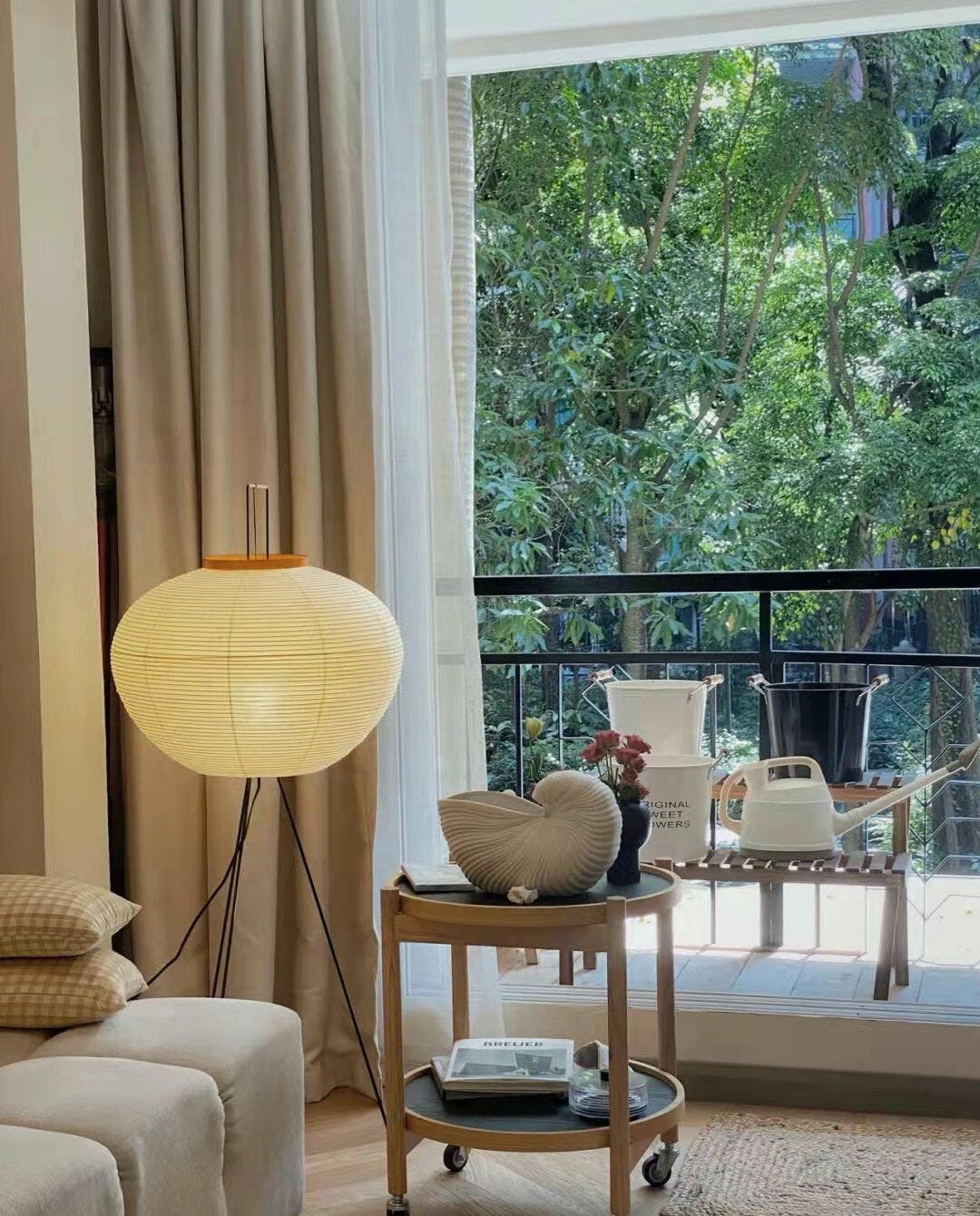 Nagare Mulberry Paper Floor Lamp