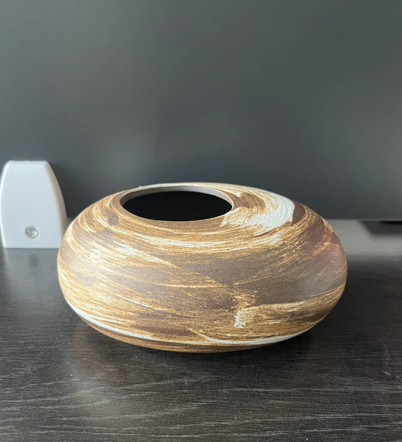 Basalt Coarse Terracotta Vase