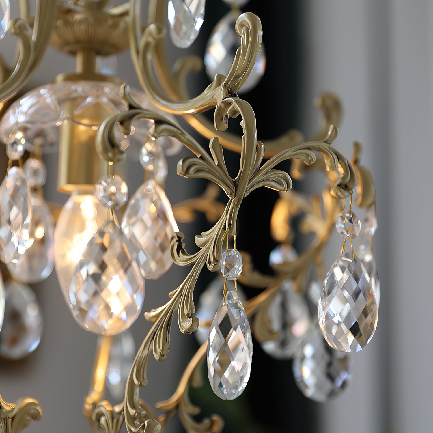 Stellara Crystal Teardrop Chandelier