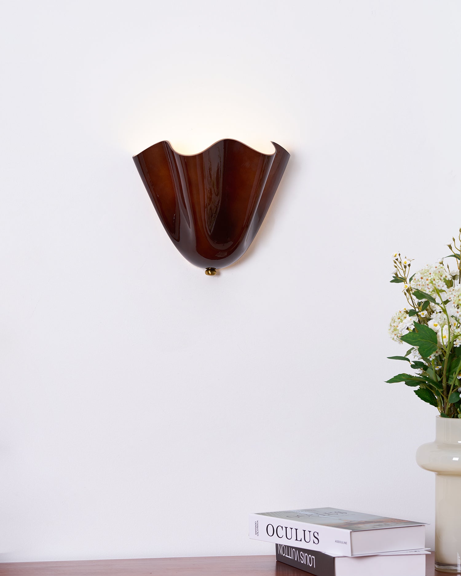 Petal Shell Wall Light