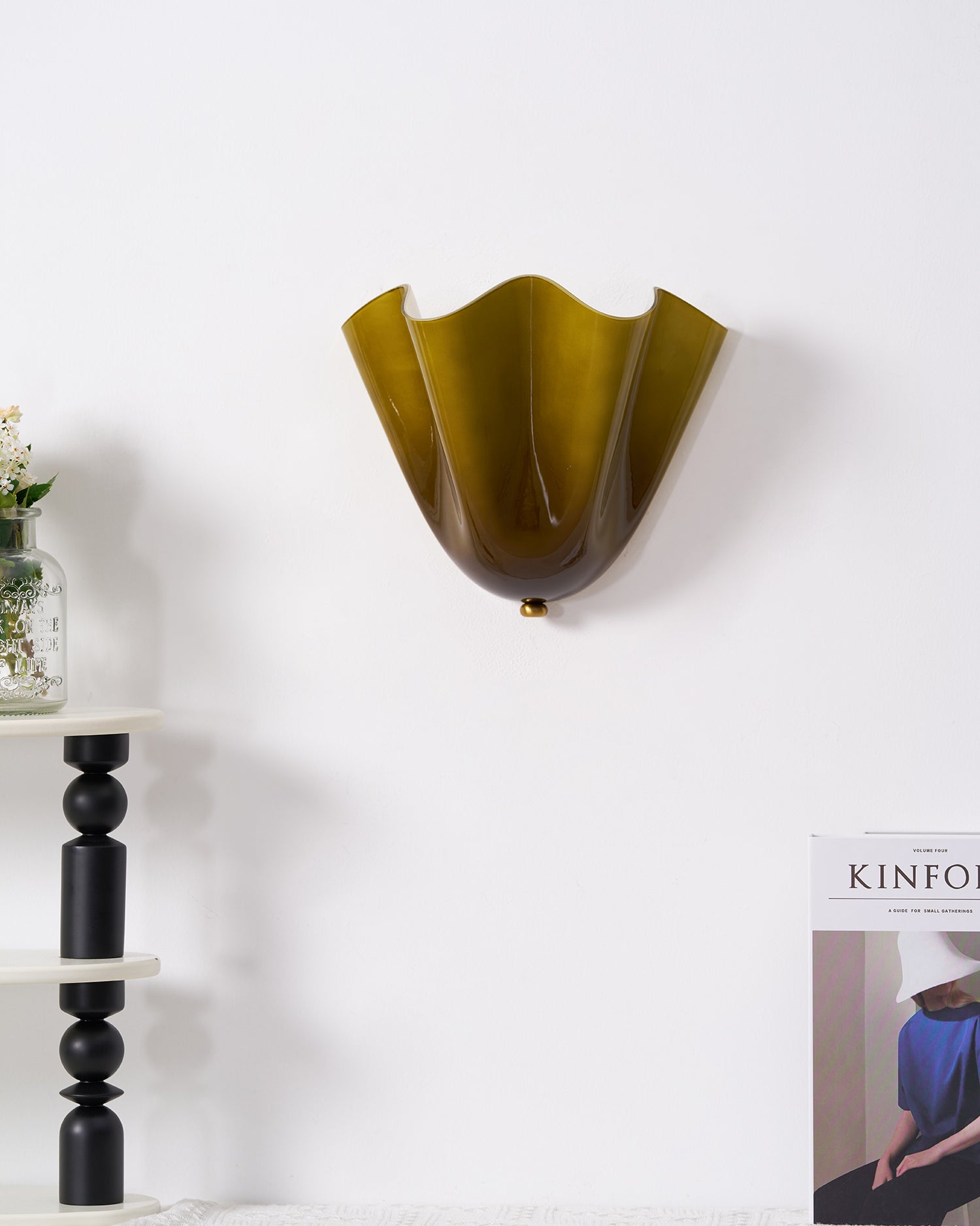 Petal Shell Wall Light