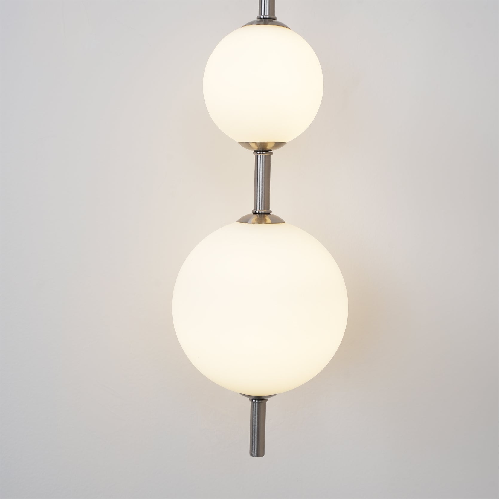 Perla Stacked Orb Sconce