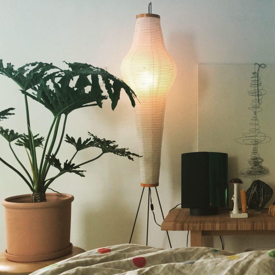 Nagare Mulberry Paper Floor Lamp