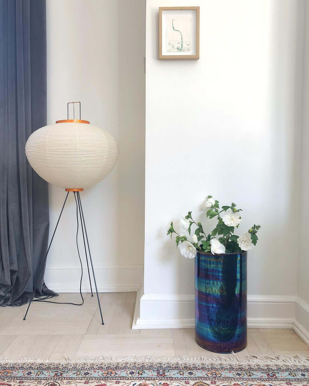 Nagare Mulberry Paper Floor Lamp