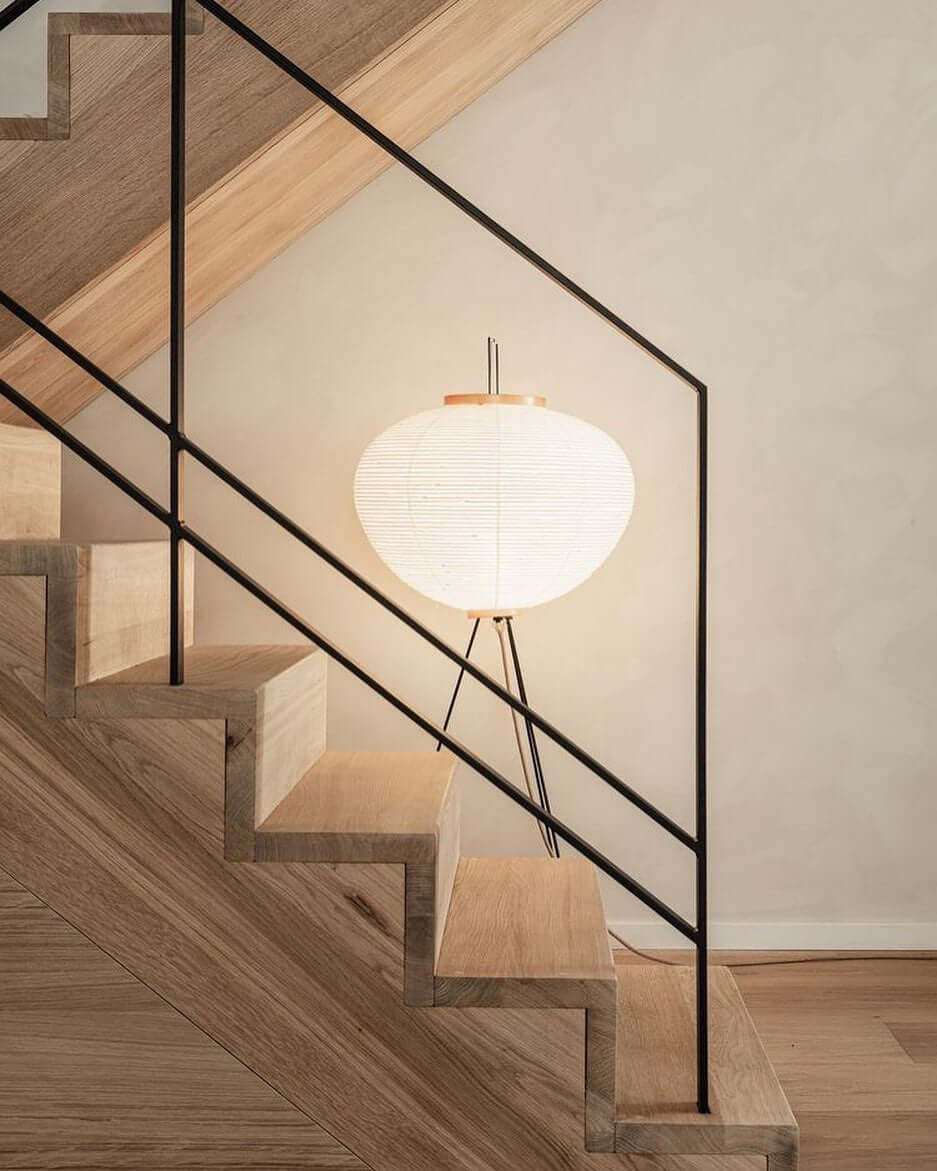 Nagare Mulberry Paper Floor Lamp