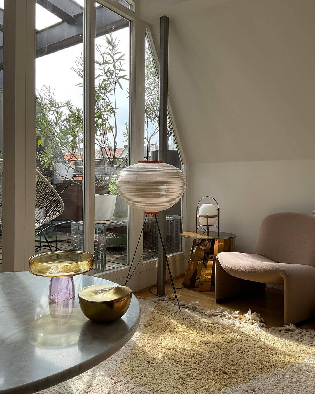 Nagare Mulberry Paper Floor Lamp