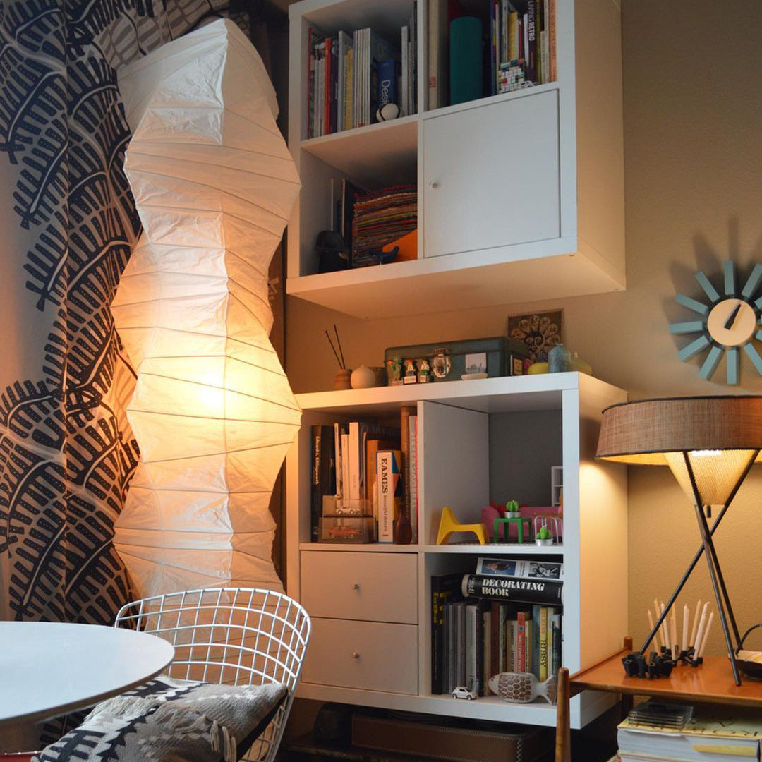 Nagare Mulberry Paper Floor Lamp