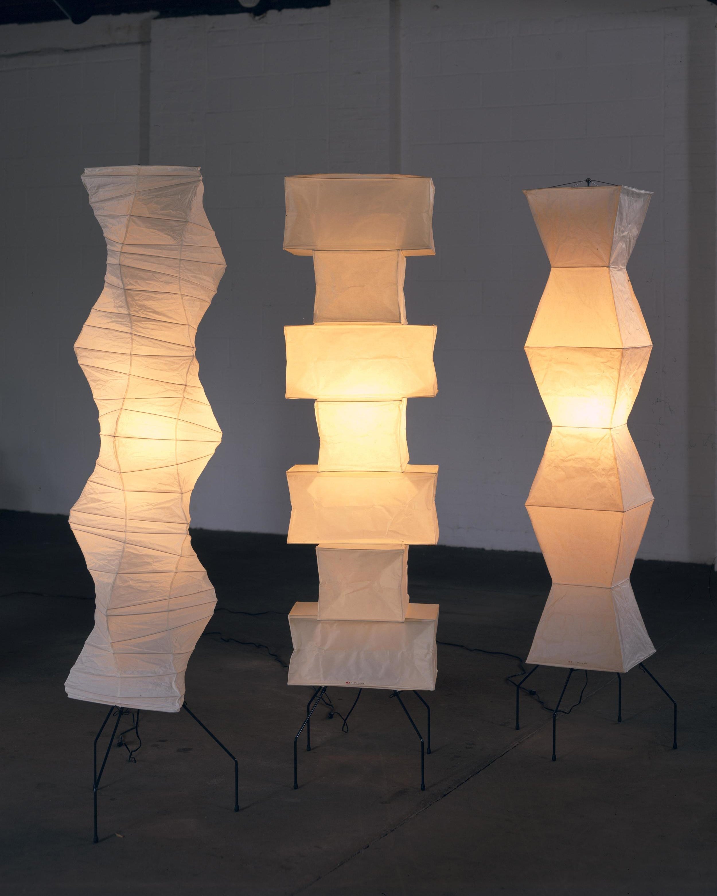 Nagare Mulberry Paper Floor Lamp