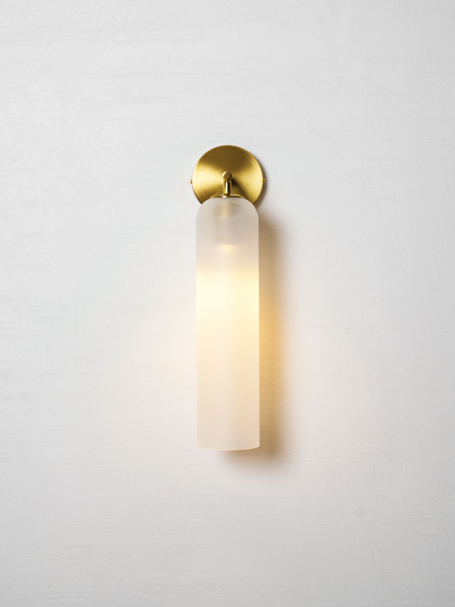 Luma Glass Wall Sconce