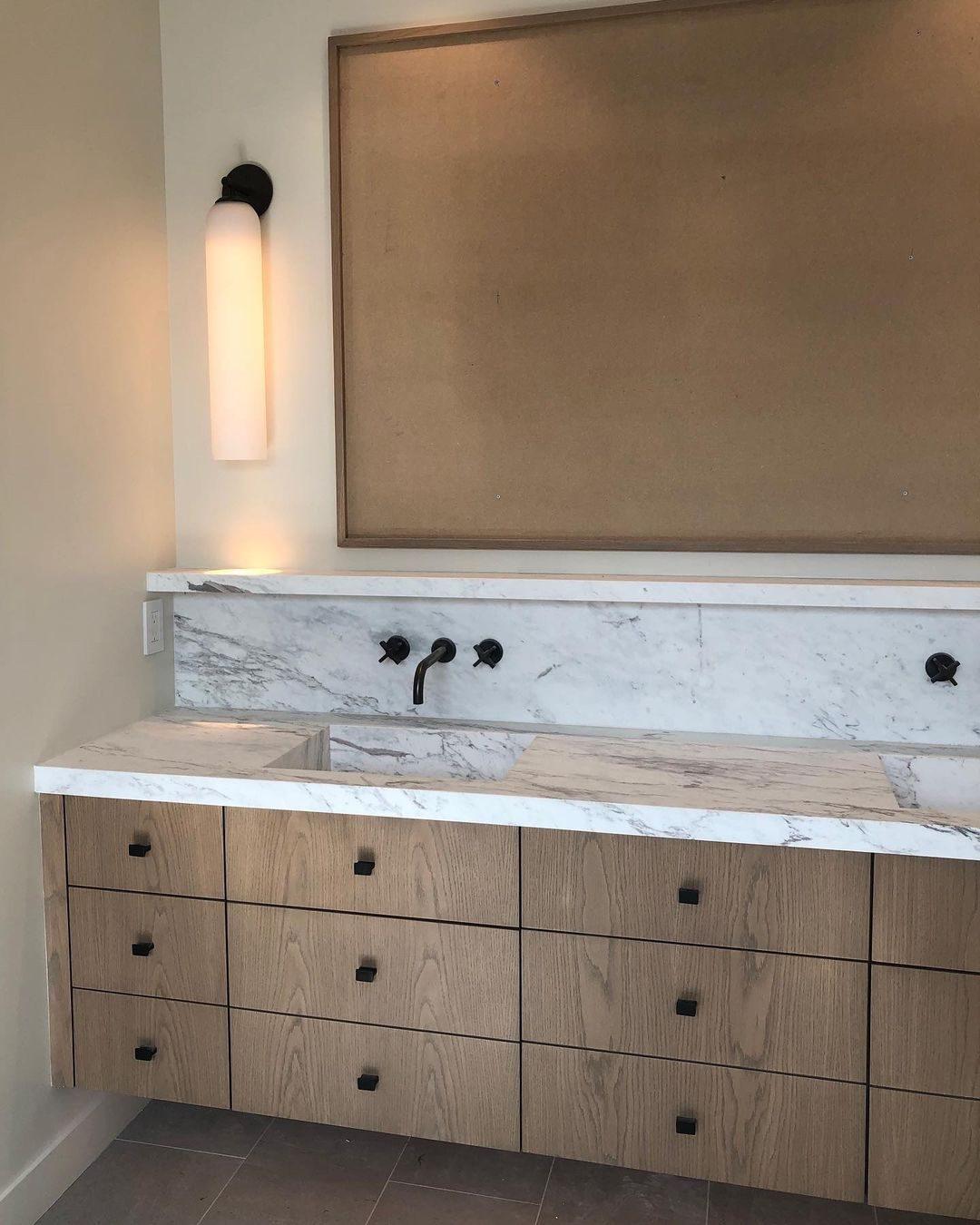 Luma Glass Wall Sconce