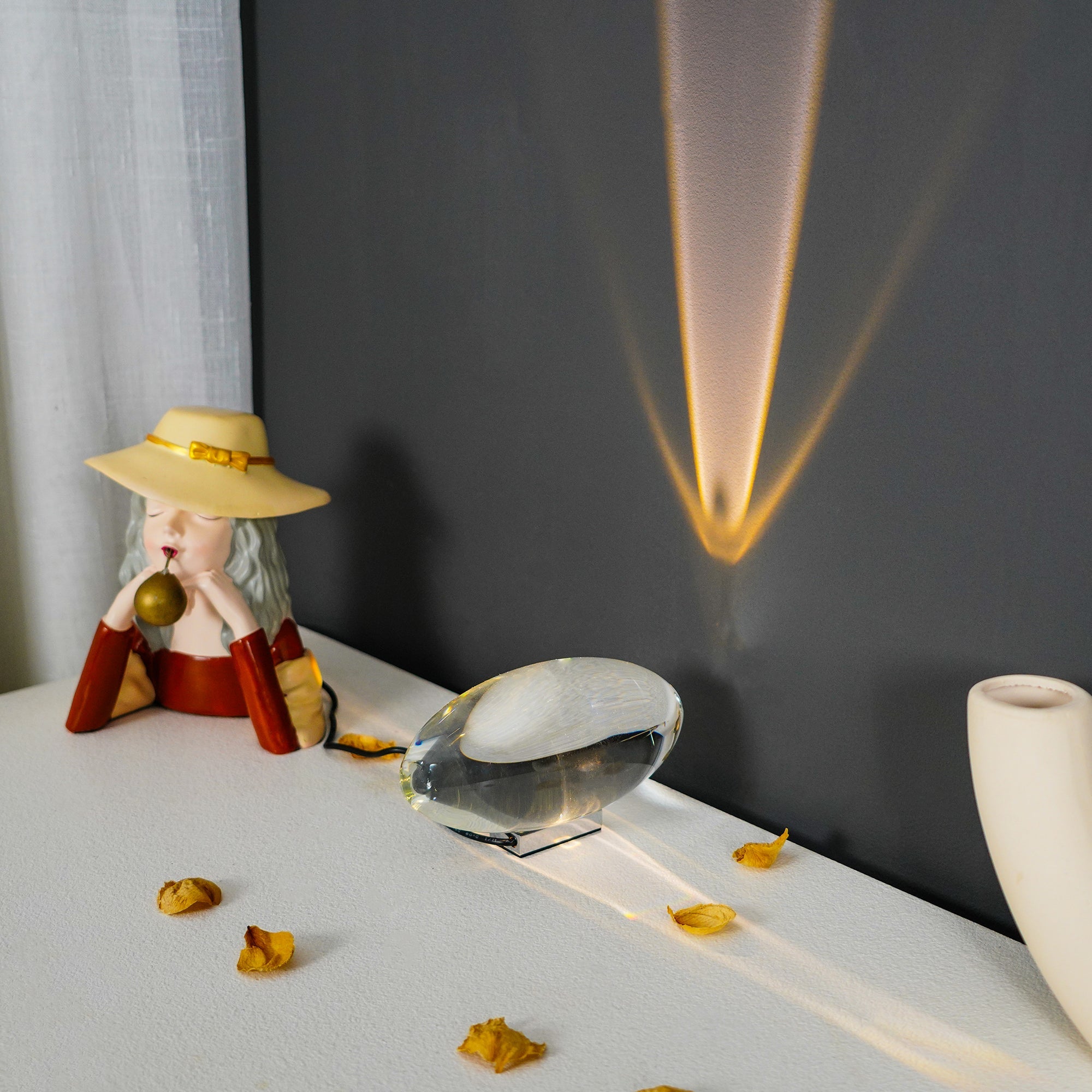 Pebble Crystal Accent Lamp