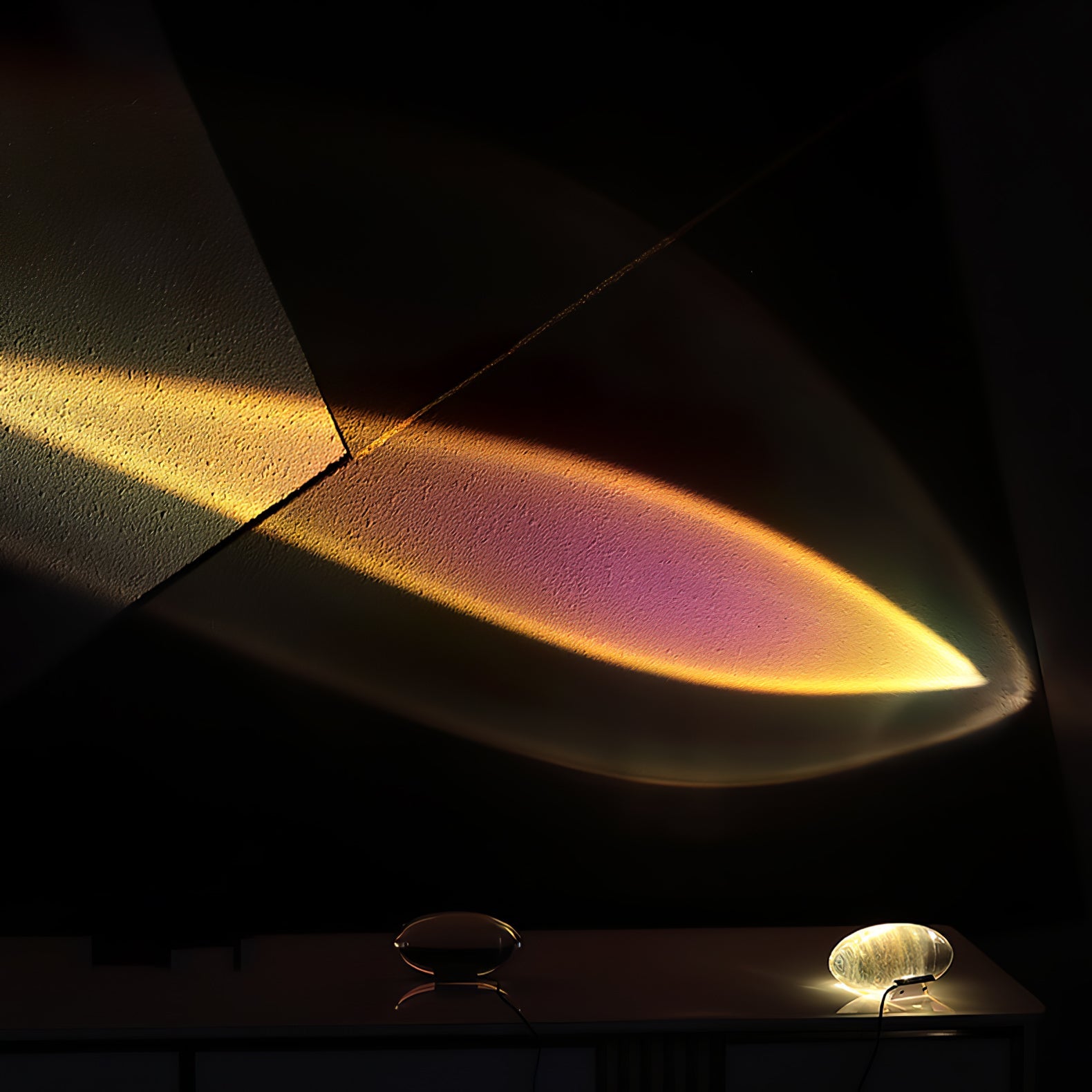 Pebble Crystal Accent Lamp