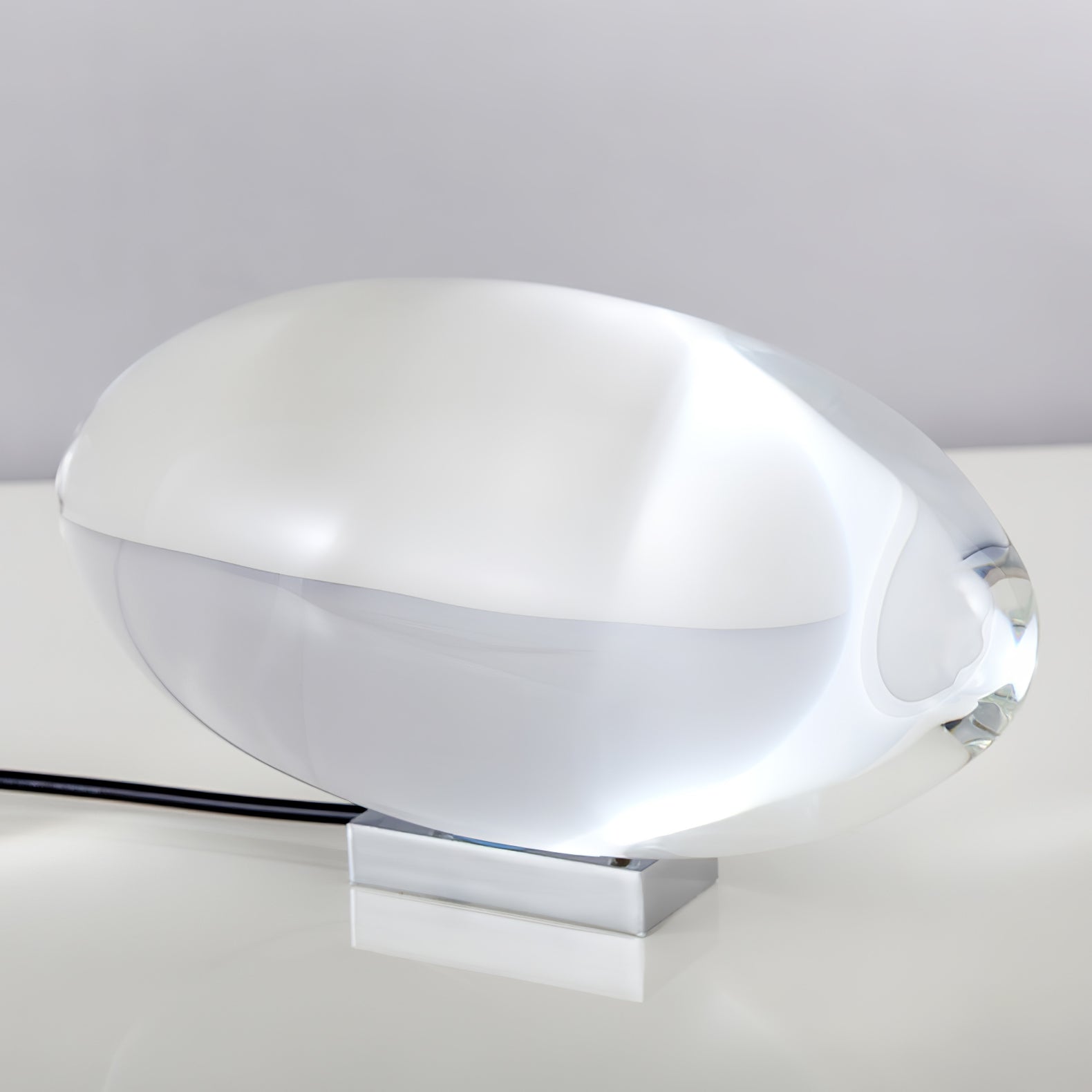 Pebble Crystal Accent Lamp