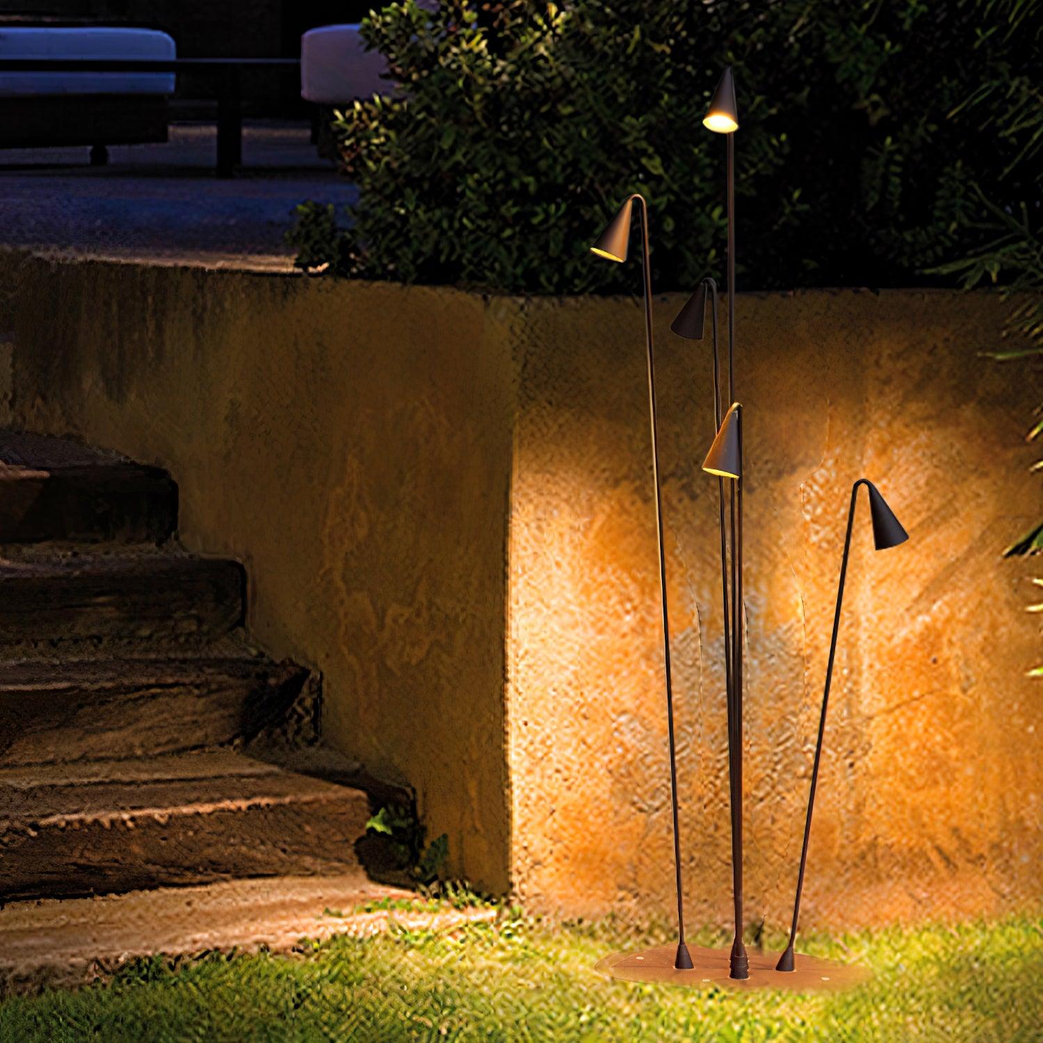 Tapered Stem Garden Floor Lamp