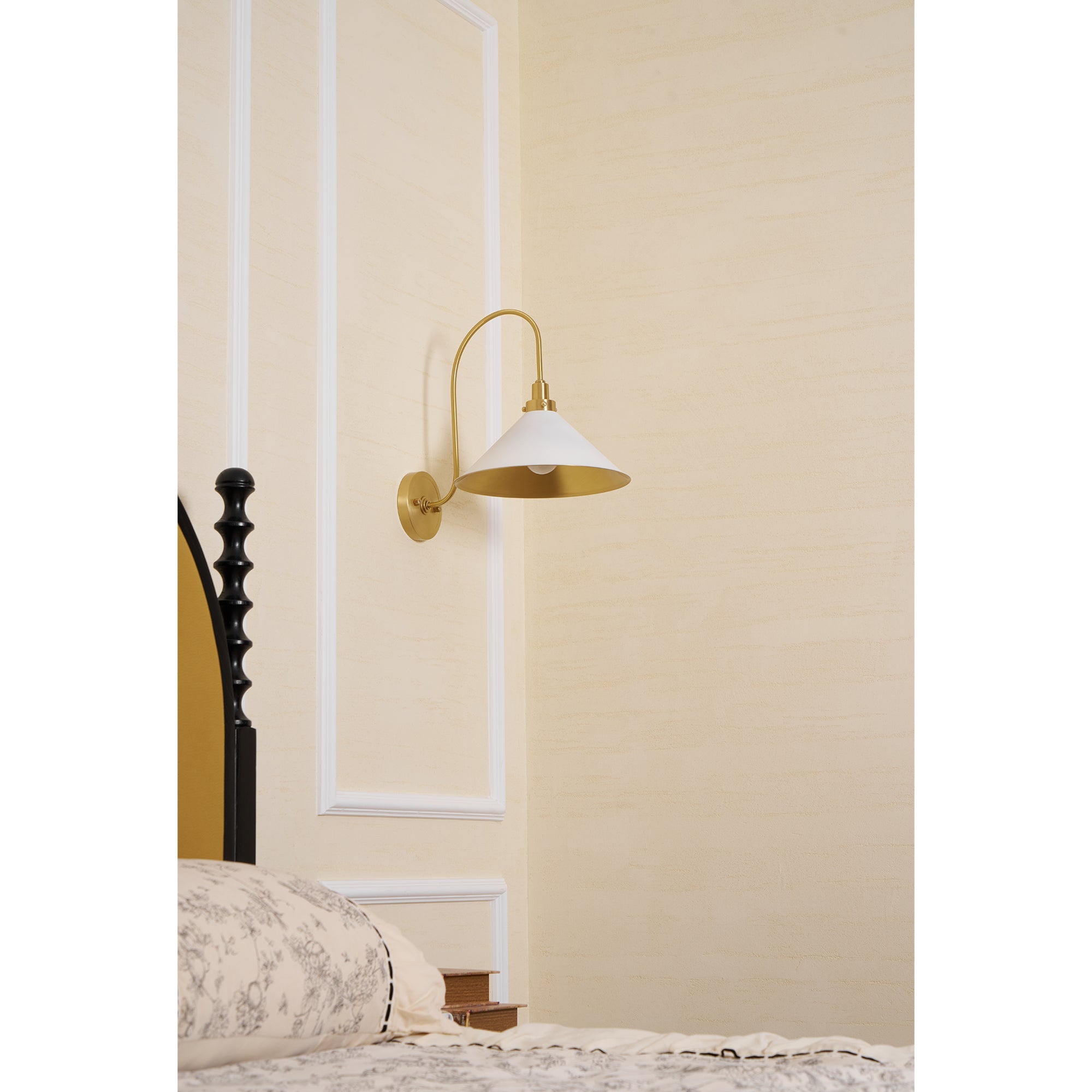 Gooseneck Heritage Sconce