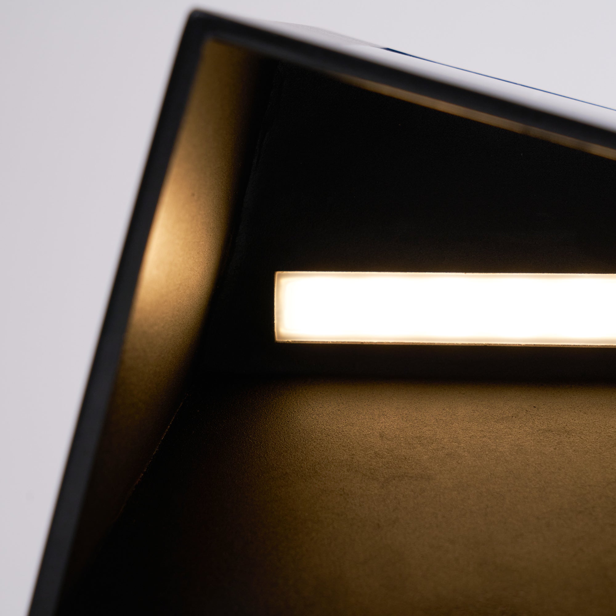 Compact Solar Border Cube Light