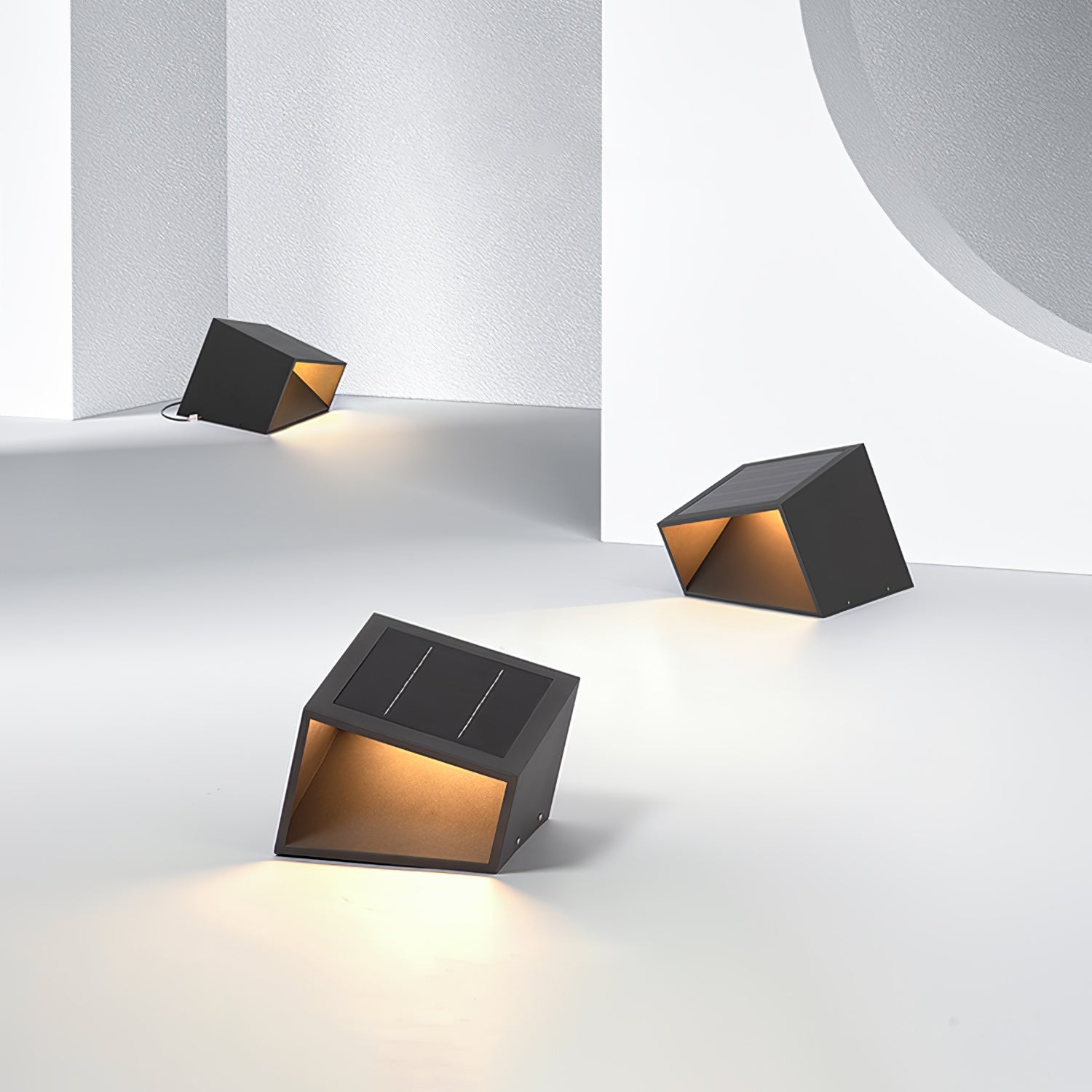 Compact Solar Border Cube Light