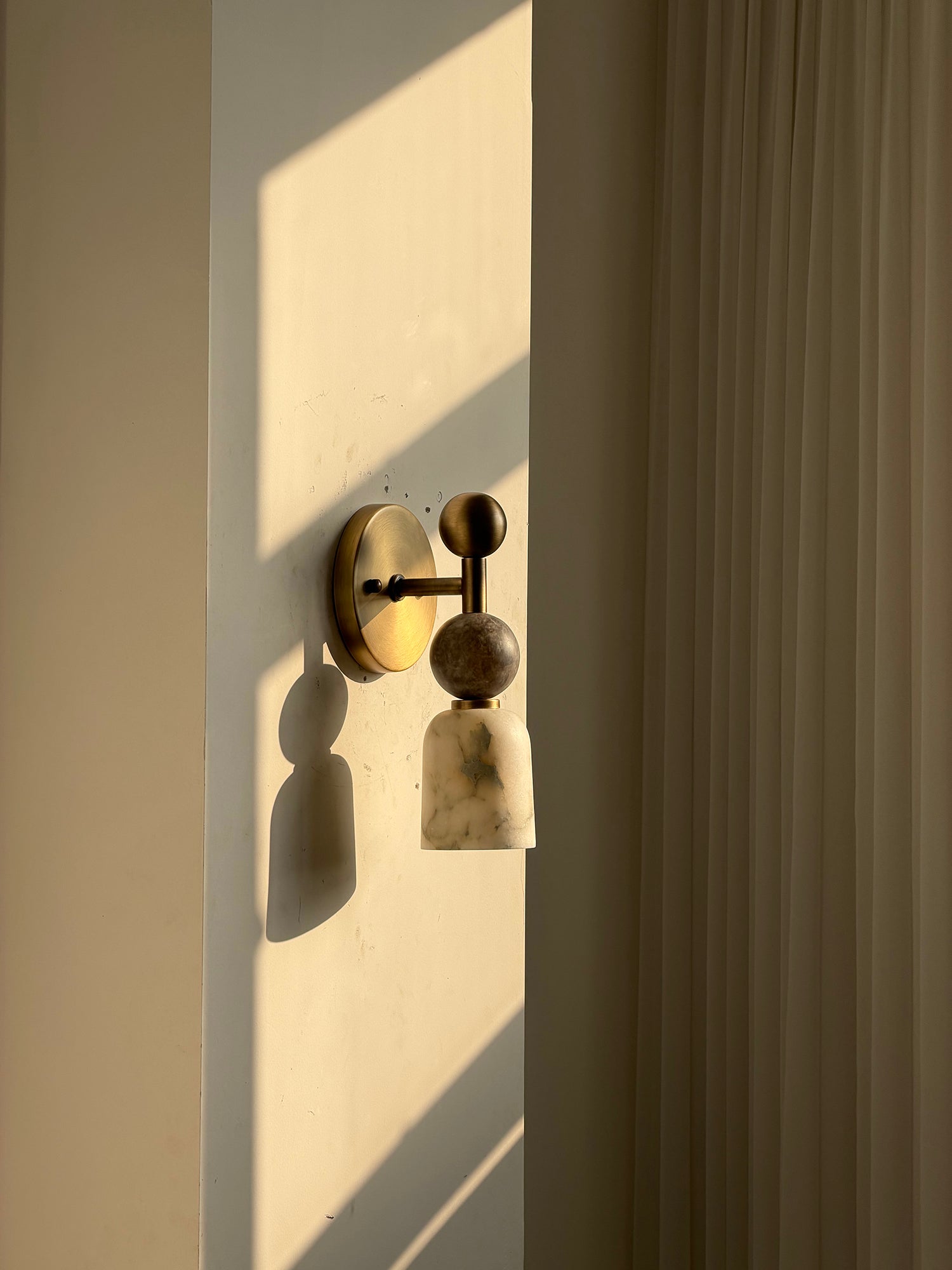Cairn Alabaster & Brass Sconce