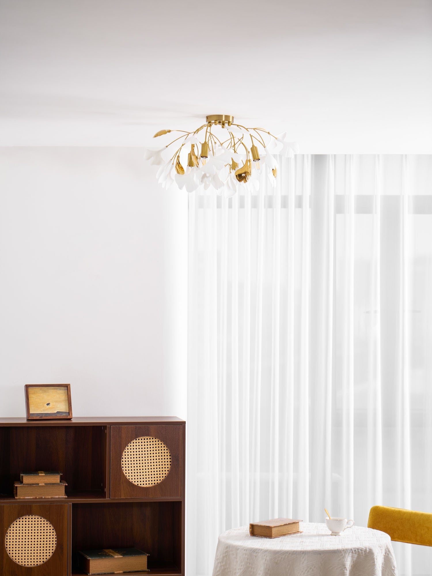 Ginkgo Ceramic Leaf Ceiling Light