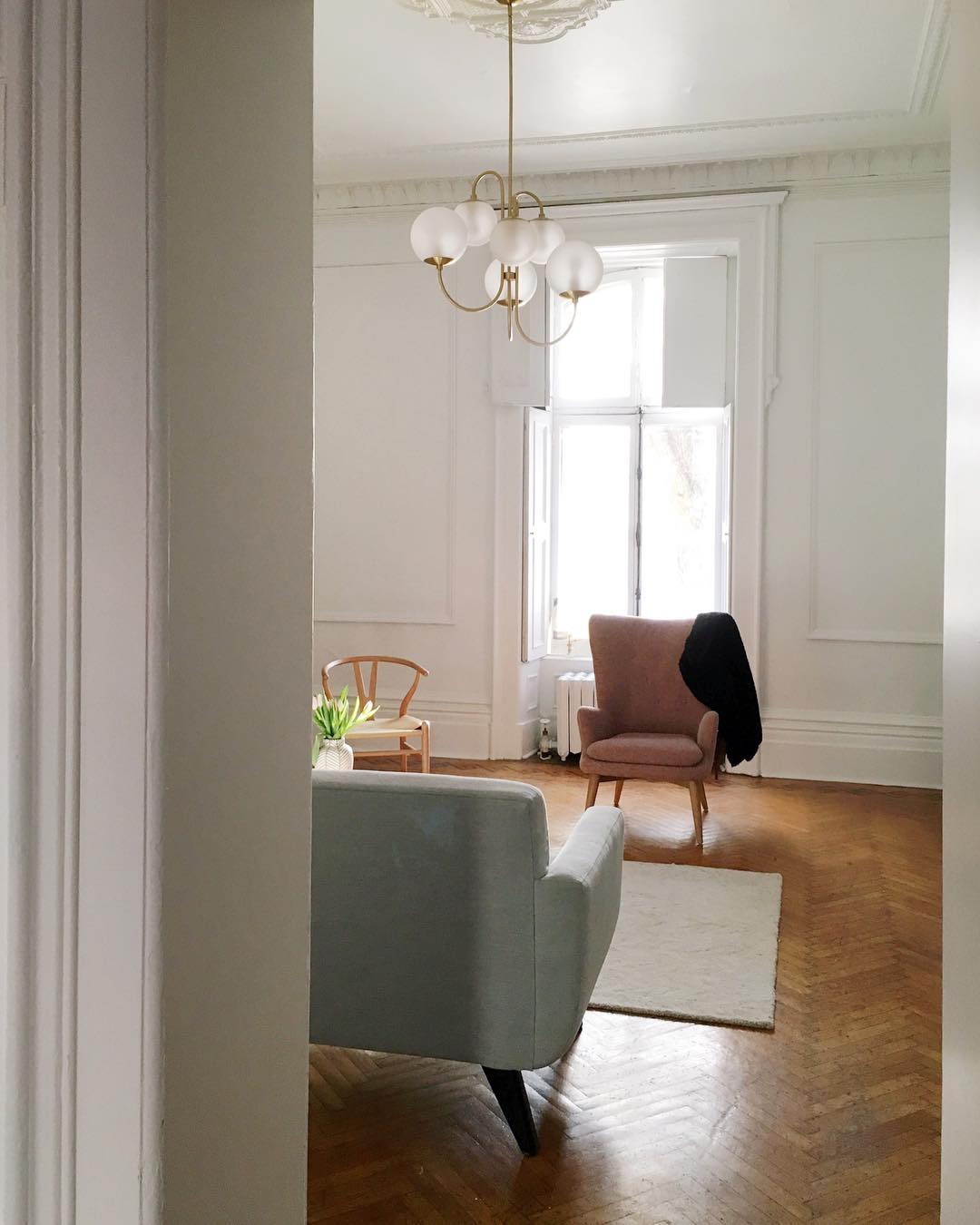Heron Gooseneck Chandelier