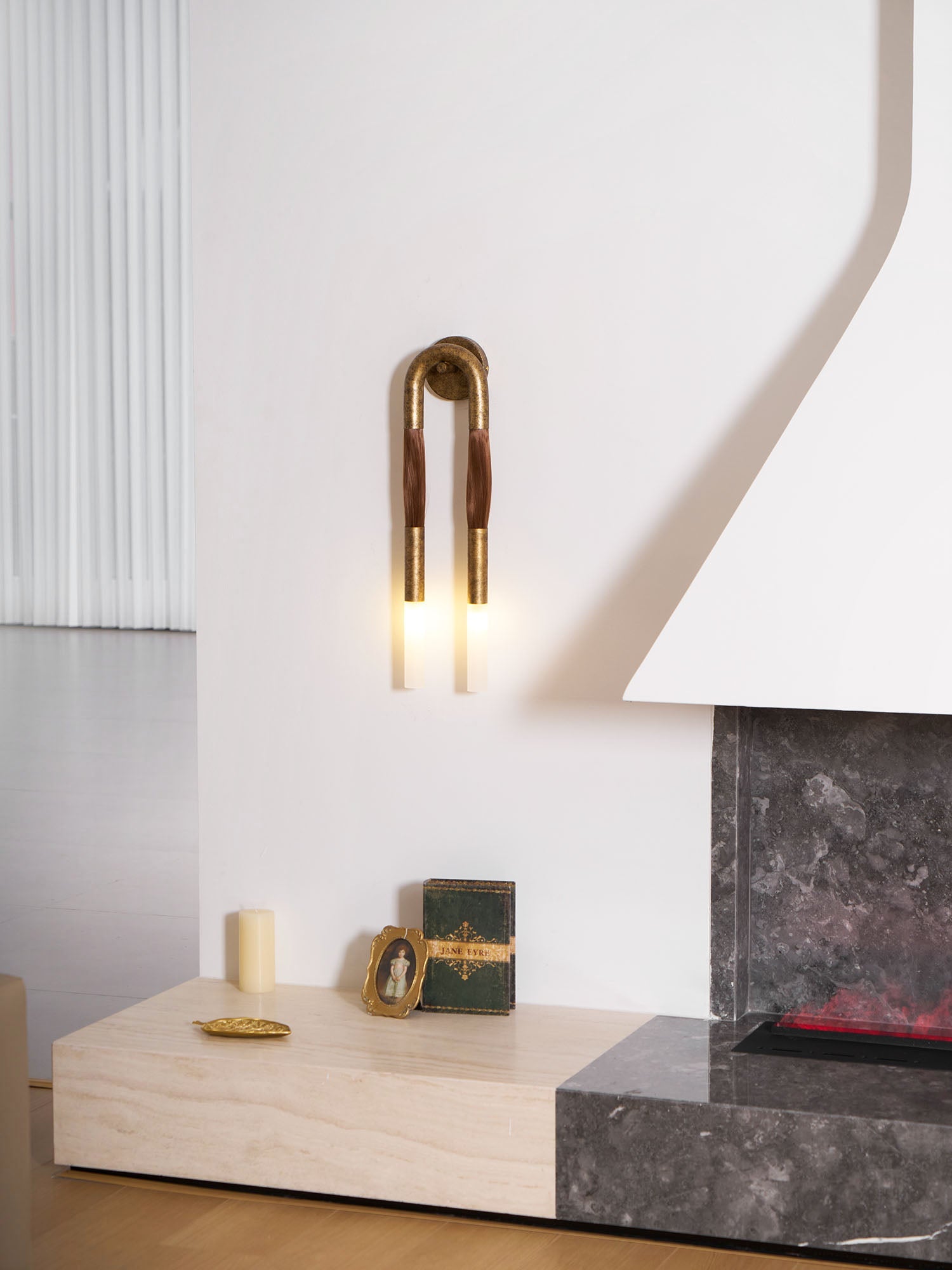 Comtesse Fringed Acrylic Sconce