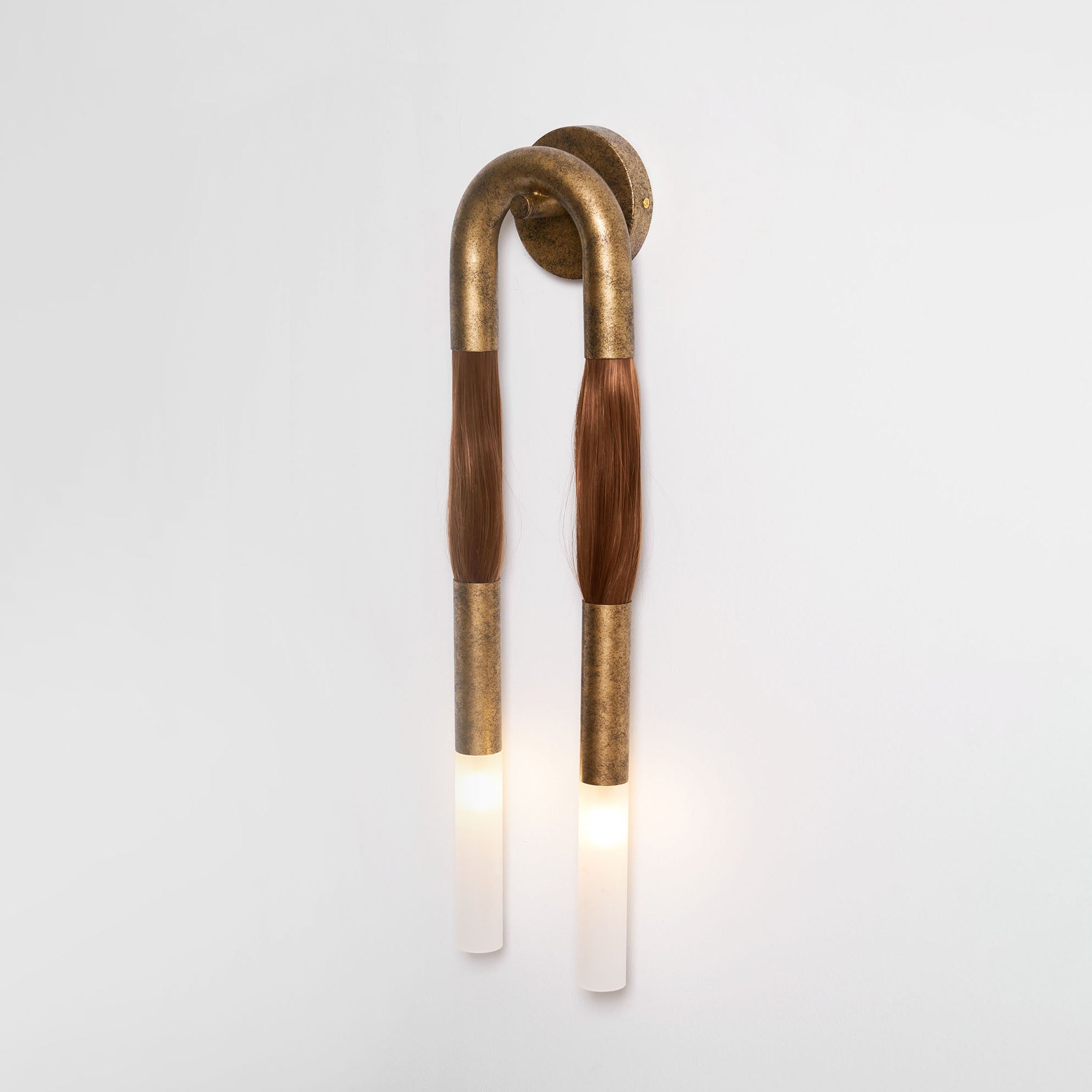 Comtesse Fringed Acrylic Sconce