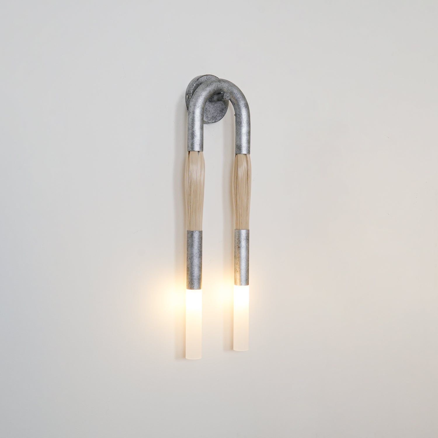 Comtesse Fringed Acrylic Sconce