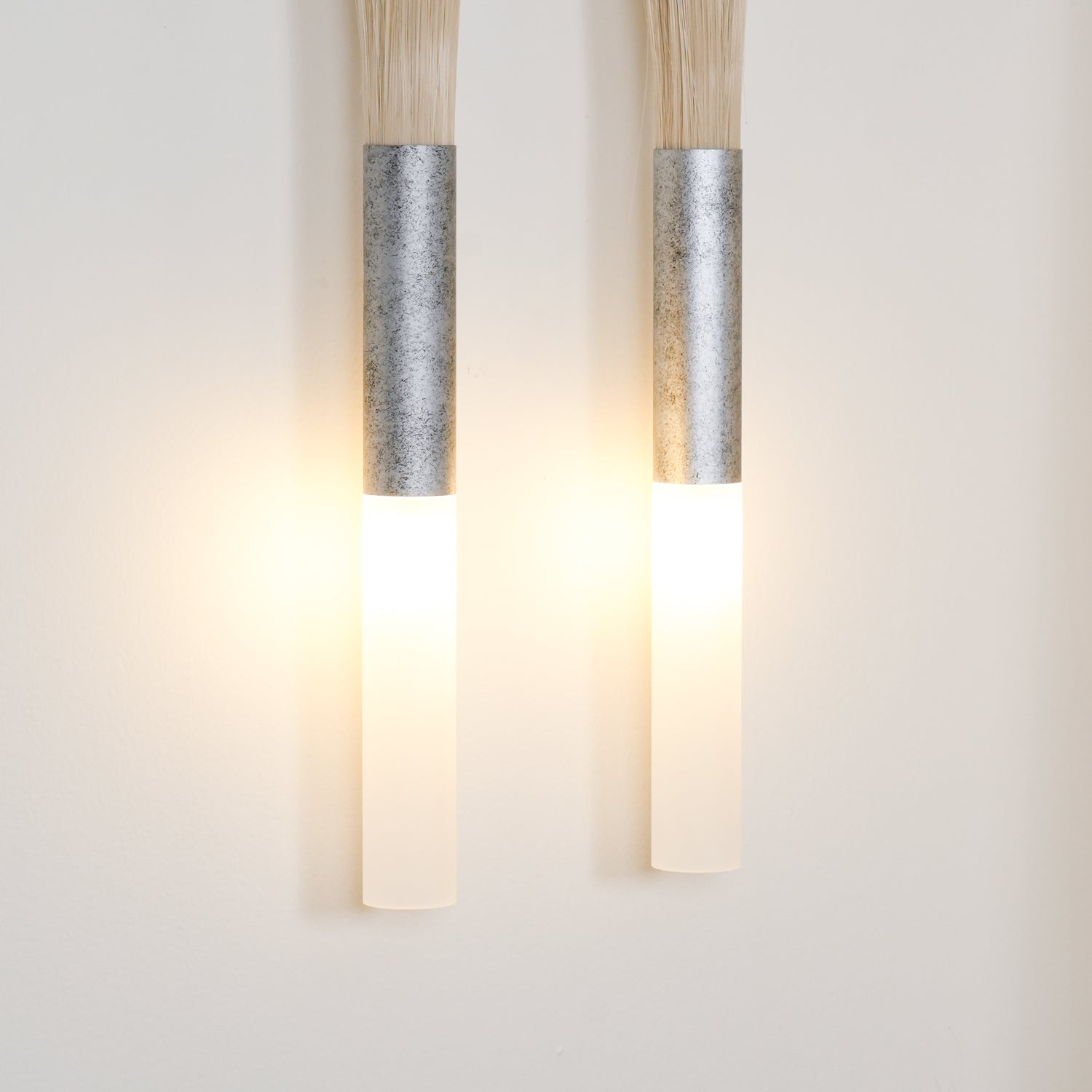 Comtesse Fringed Acrylic Sconce