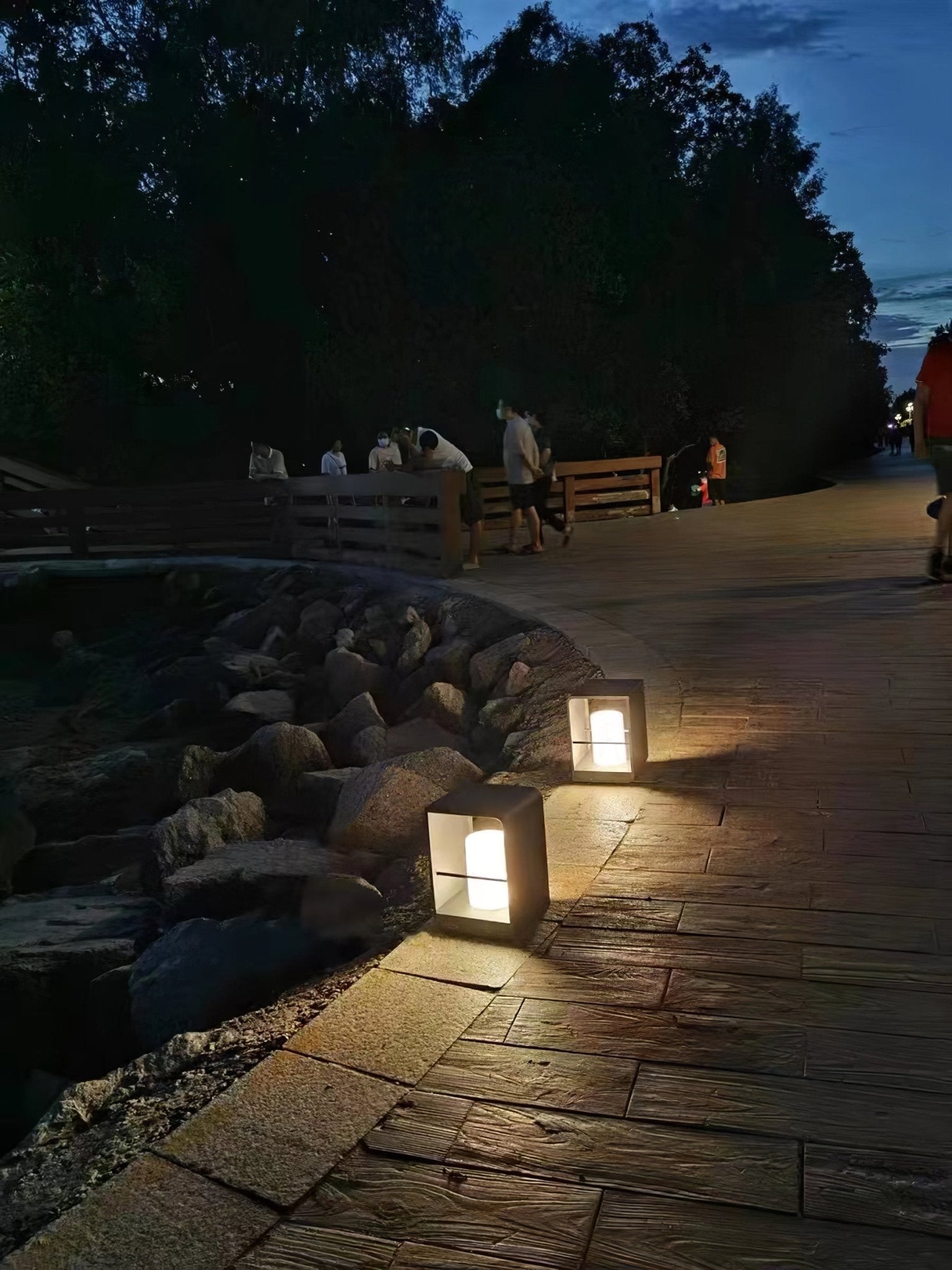 Solar Stem Path Lantern