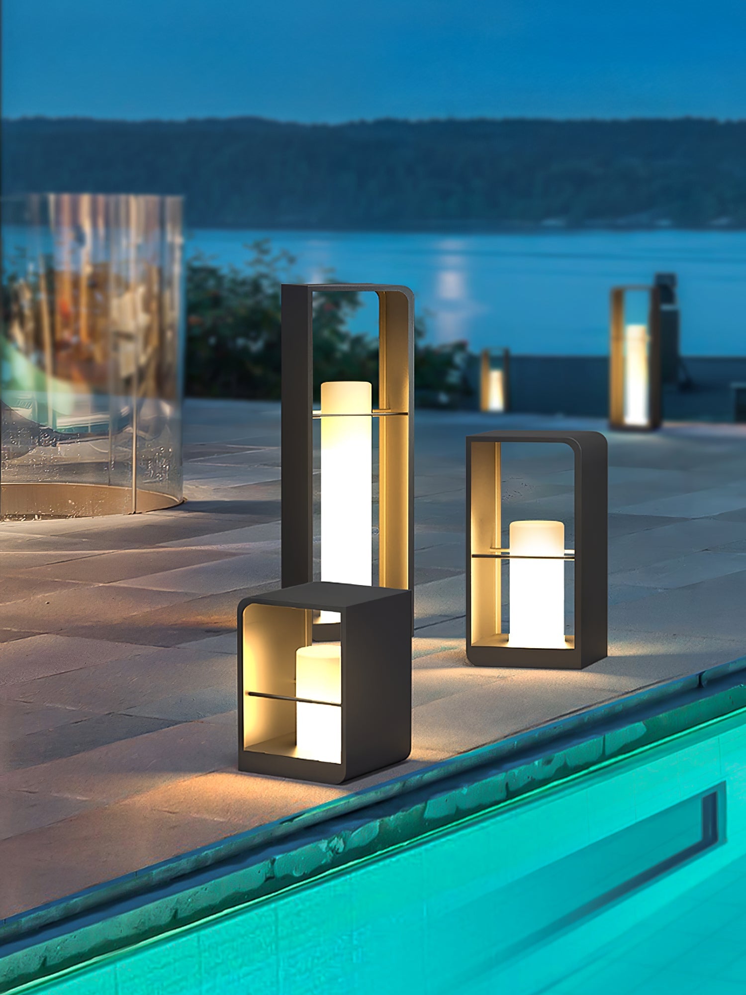 Solar Stem Path Lantern