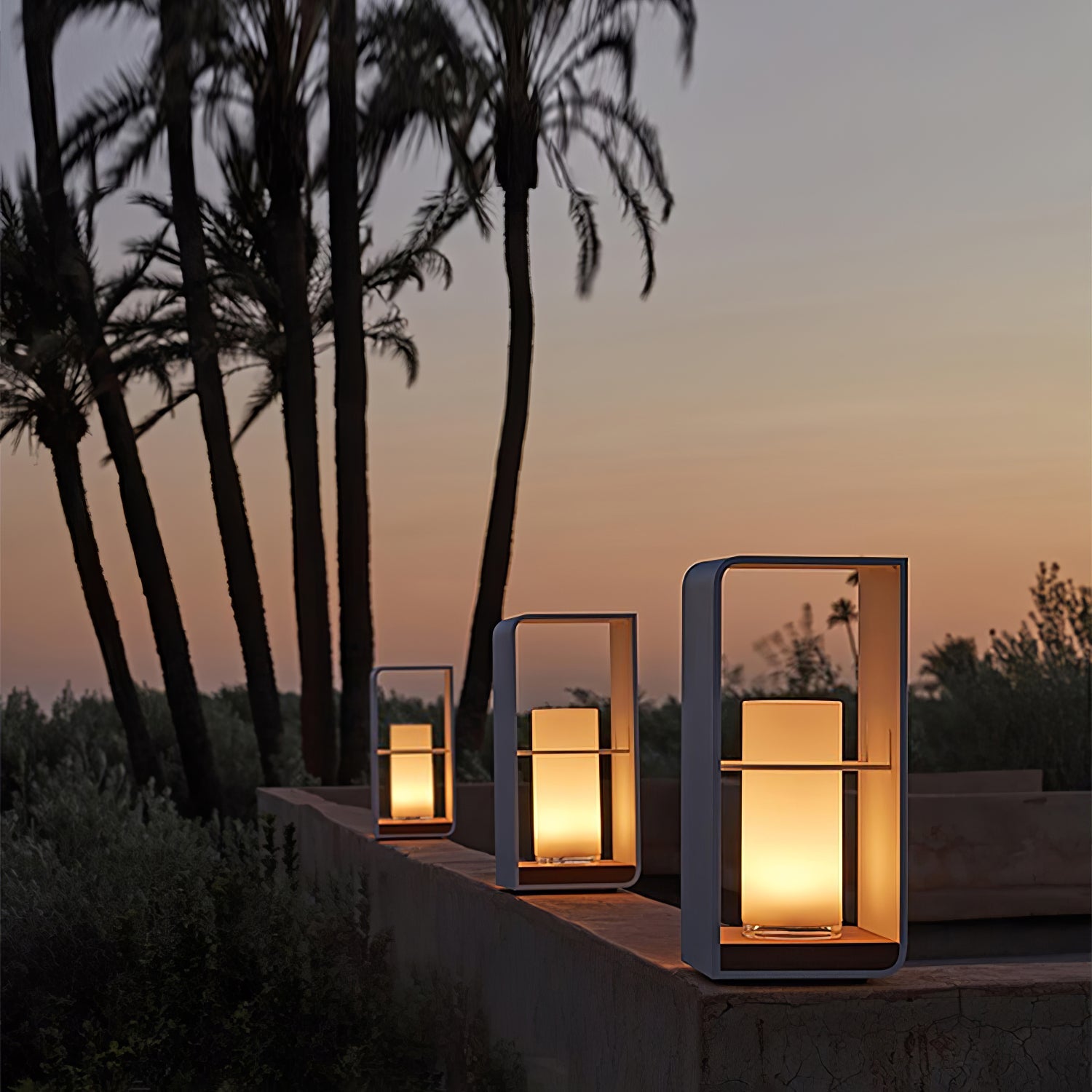 Solar Stem Path Lantern