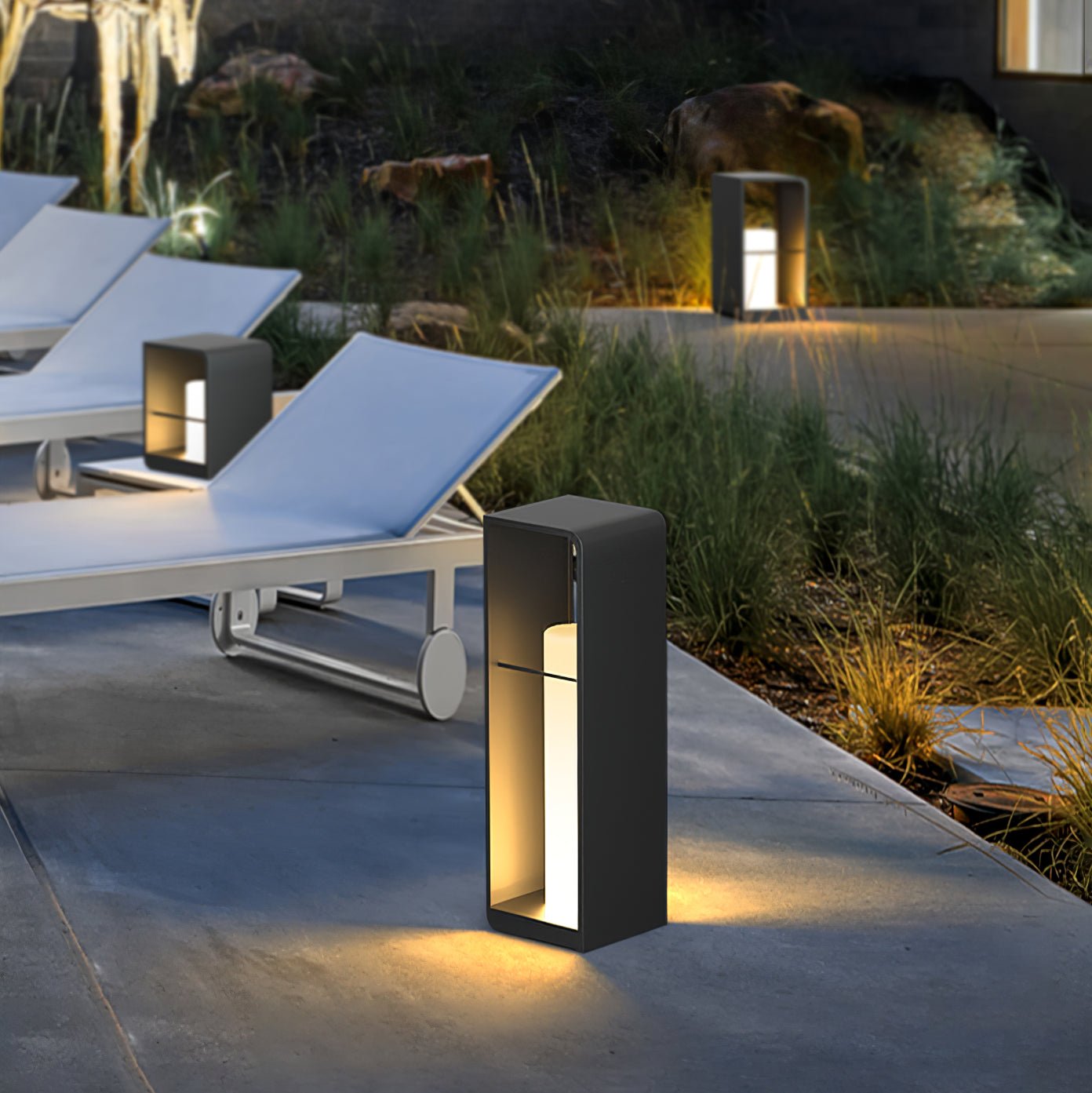 Solar Stem Path Lantern