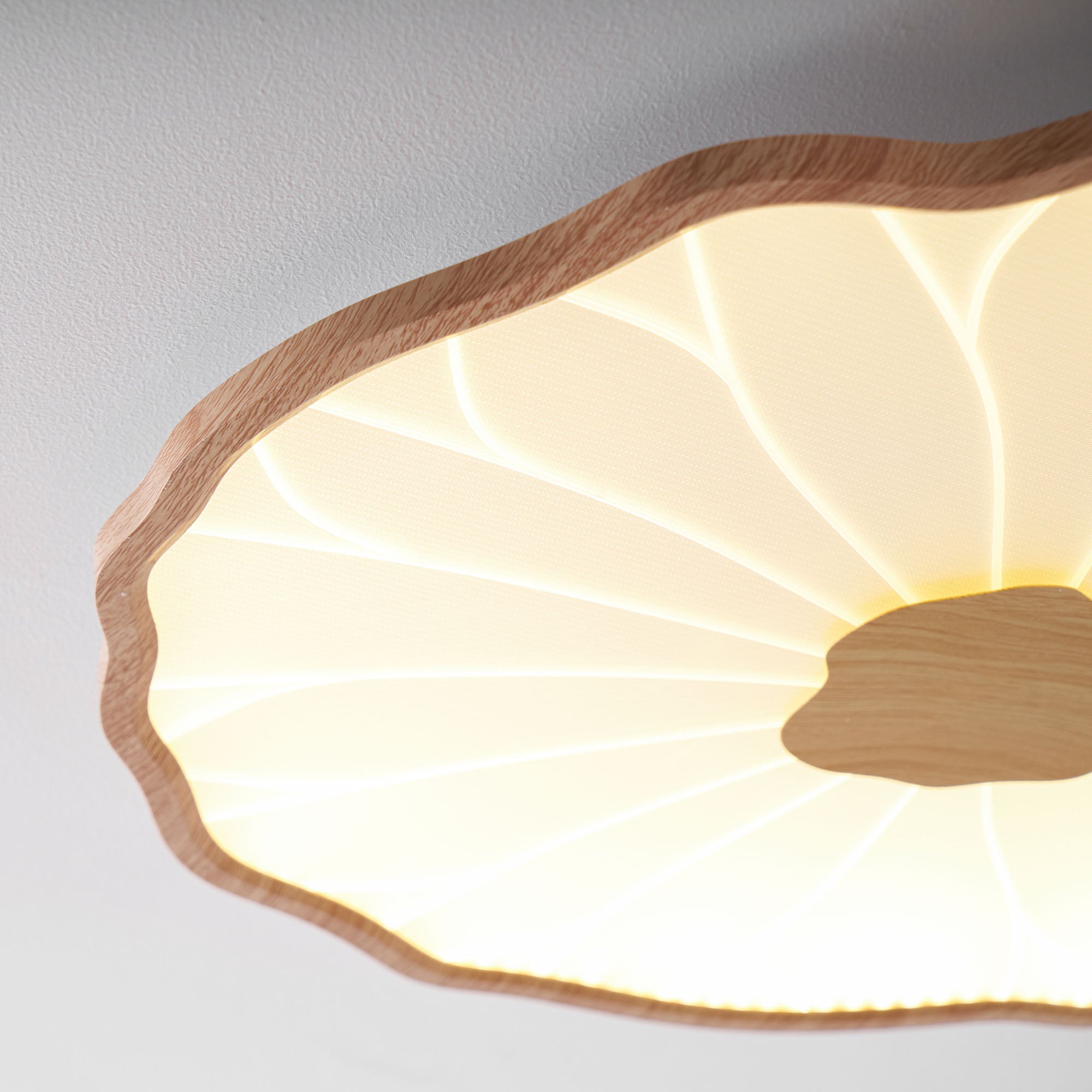 Nami Wood Grain Ceiling Lamp