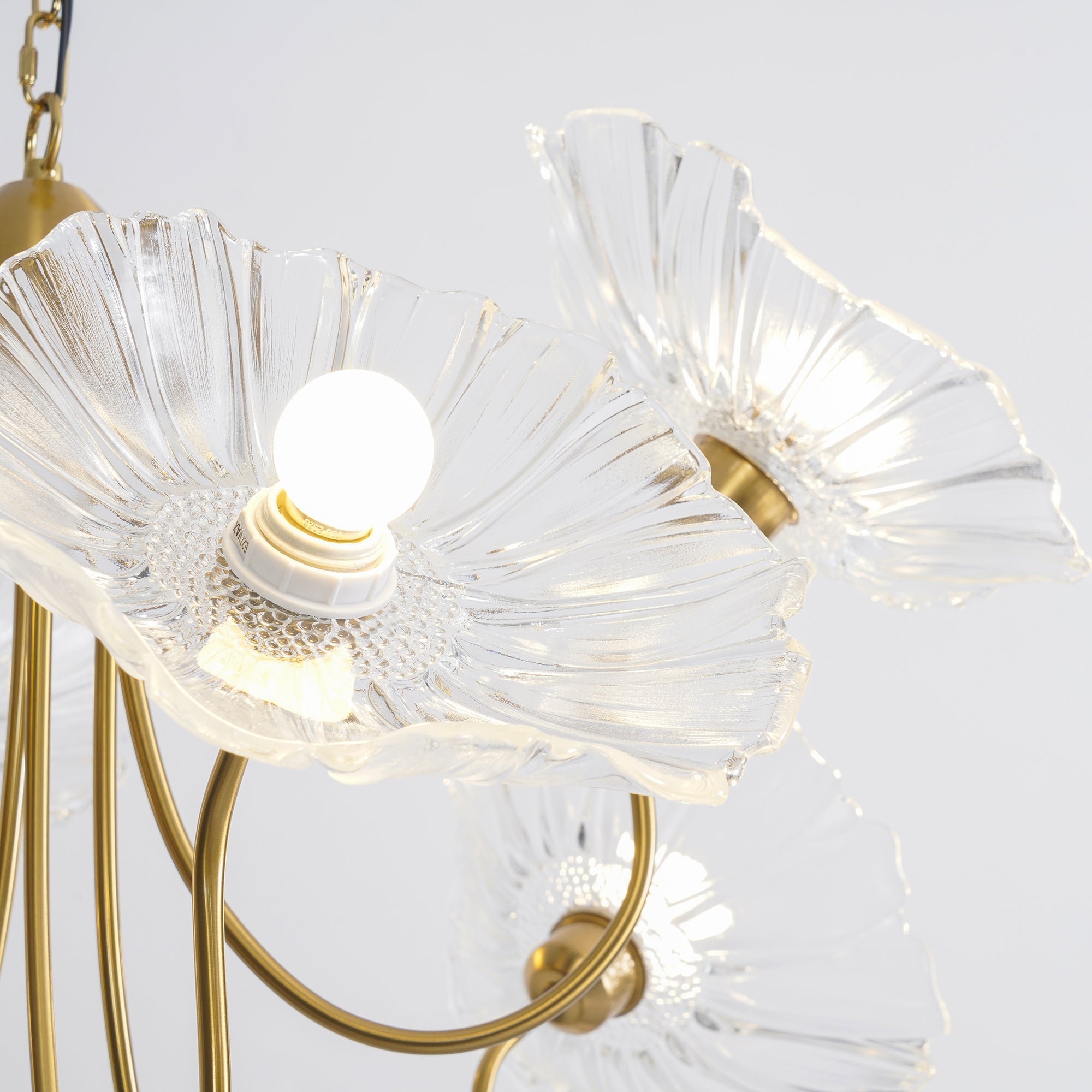 Verdal Frosted Leaf Chandelier