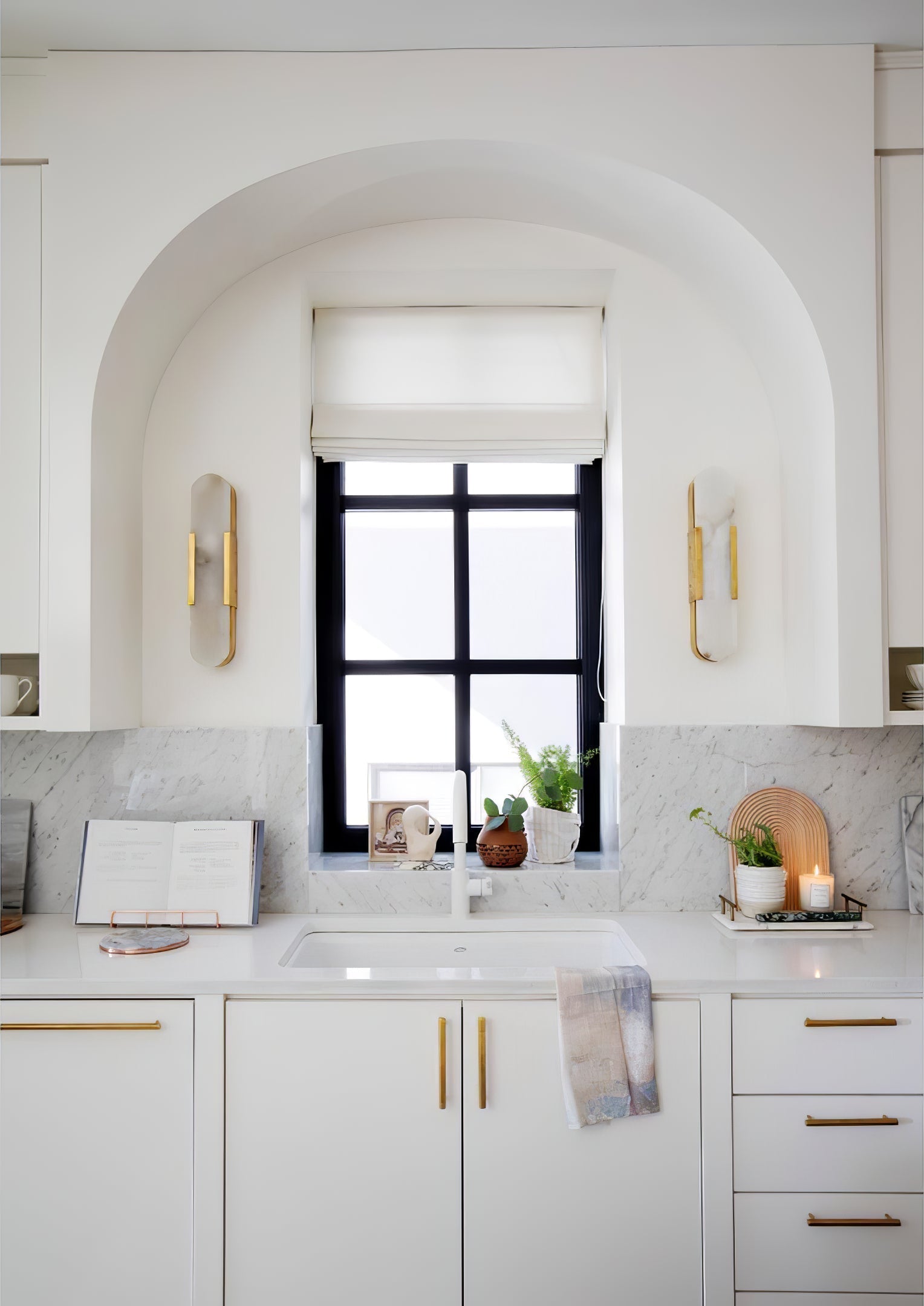 Lumia Stone Column Sconce